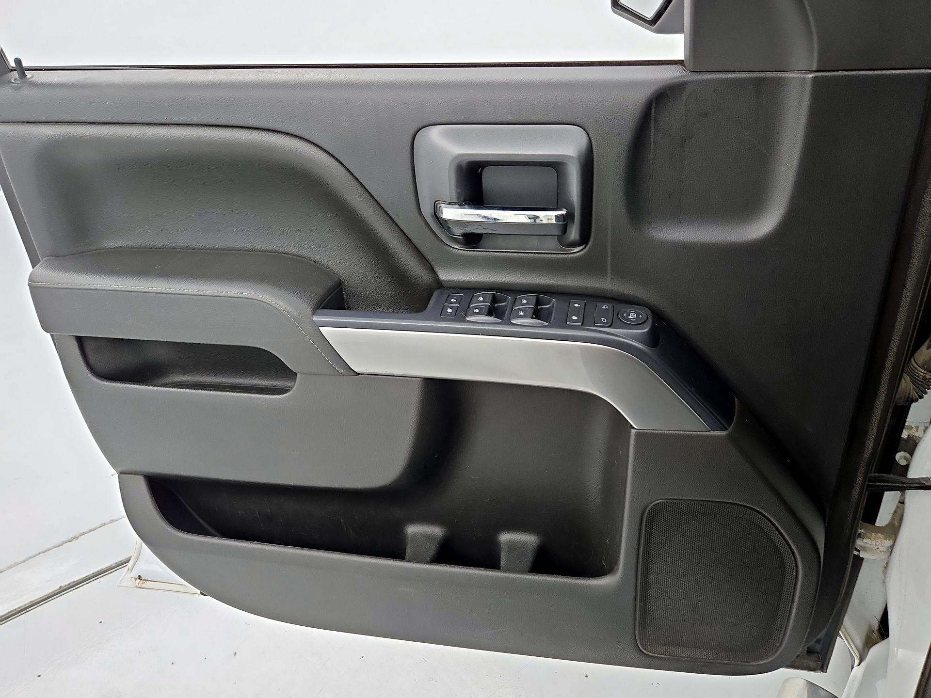 Thumbnail: 2017 Chevrolet Silverado 1500 - 12