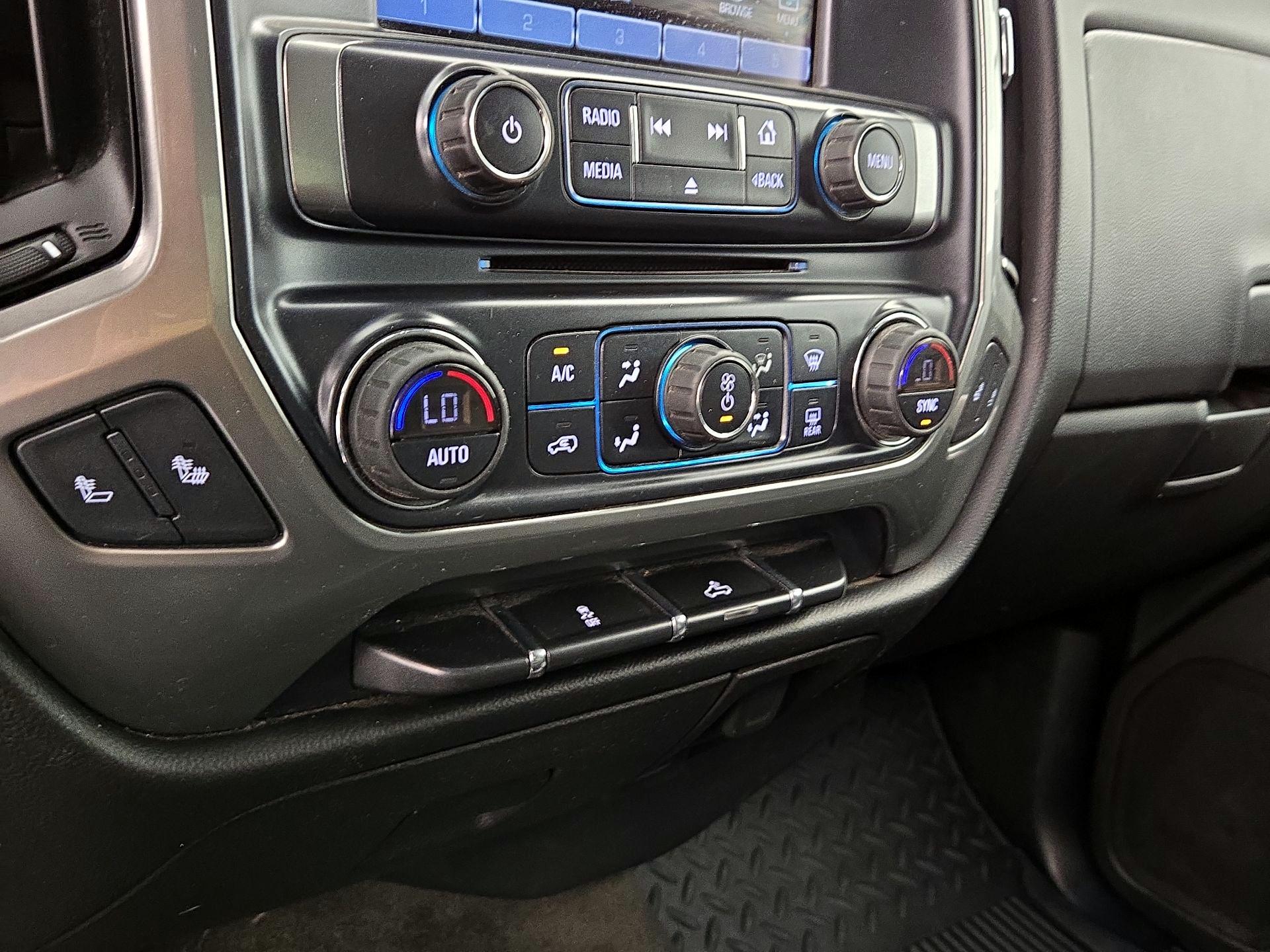 Thumbnail: 2017 Chevrolet Silverado 1500 - 16
