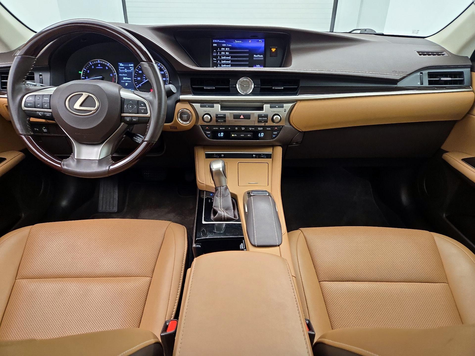 Thumbnail: 2018 Lexus ES - 9