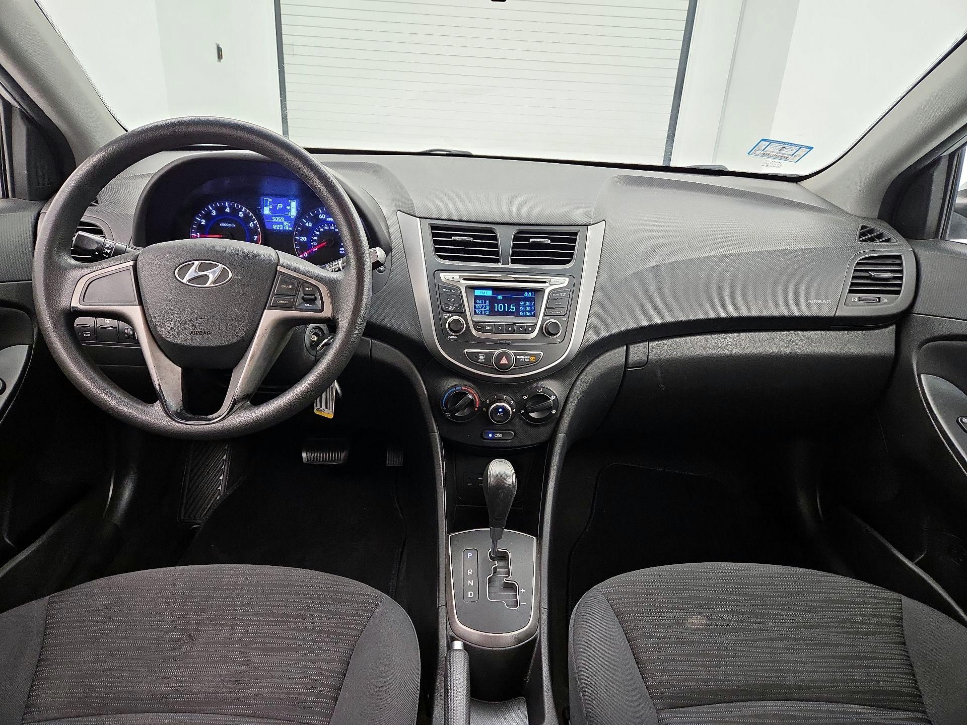 Thumbnail: 2015 Hyundai Accent - 9