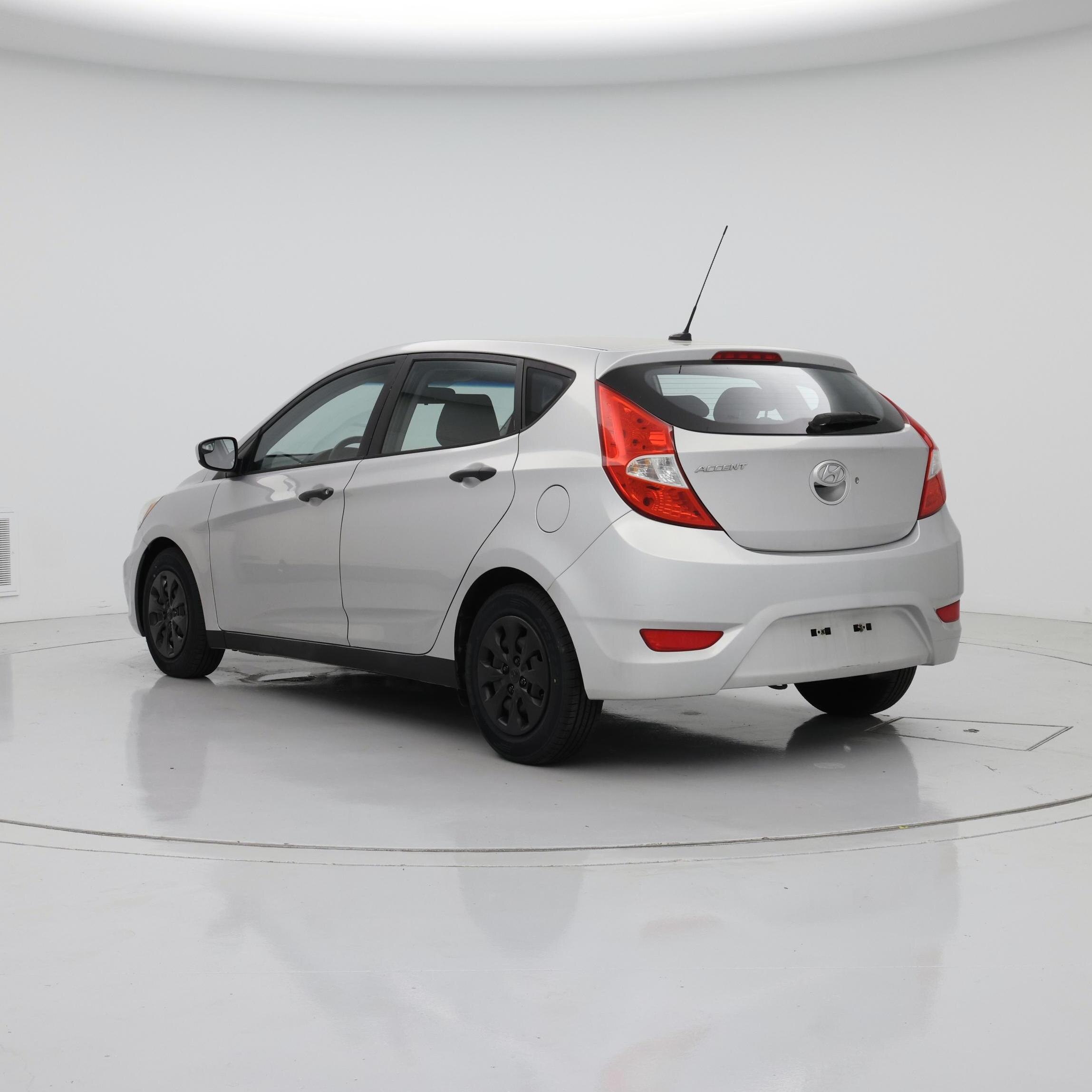 Thumbnail: 2015 Hyundai Accent - 2