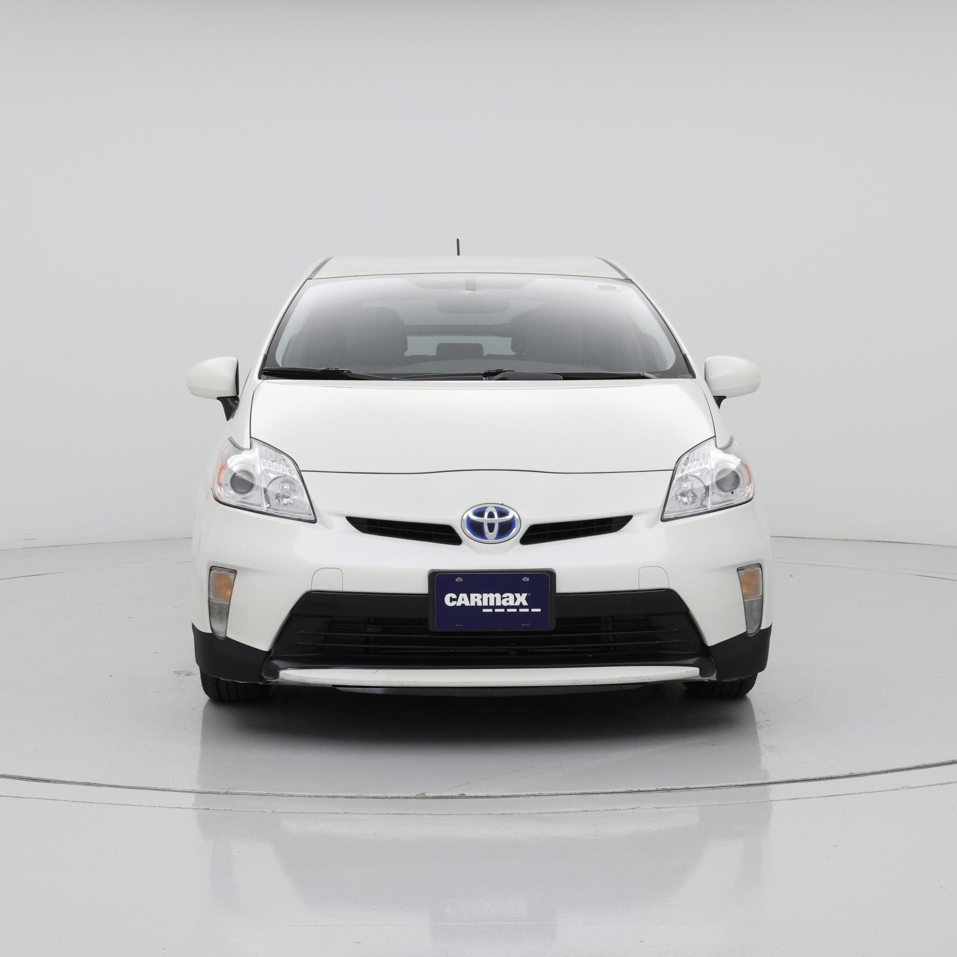 Thumbnail: 2015 Toyota Prius - 5