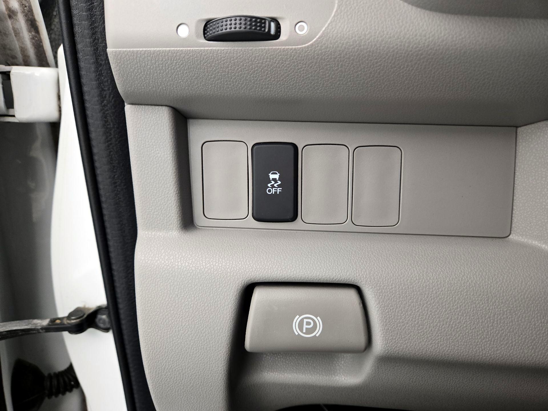 Thumbnail: 2015 Honda Pilot - 13