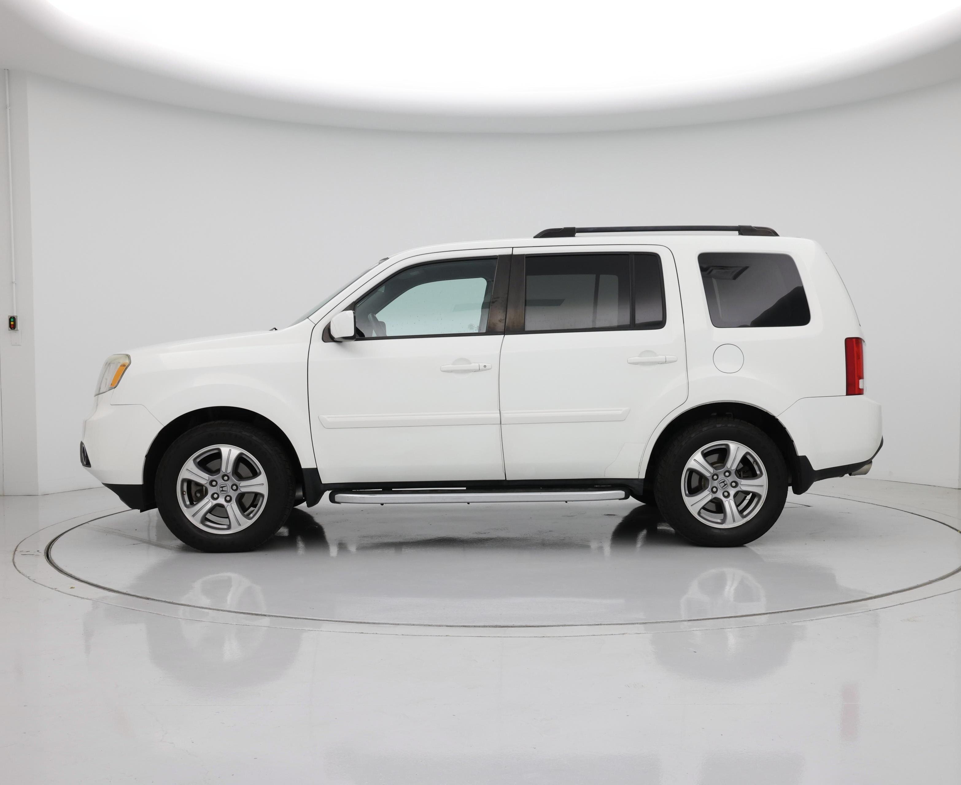 Thumbnail: 2015 Honda Pilot - 3