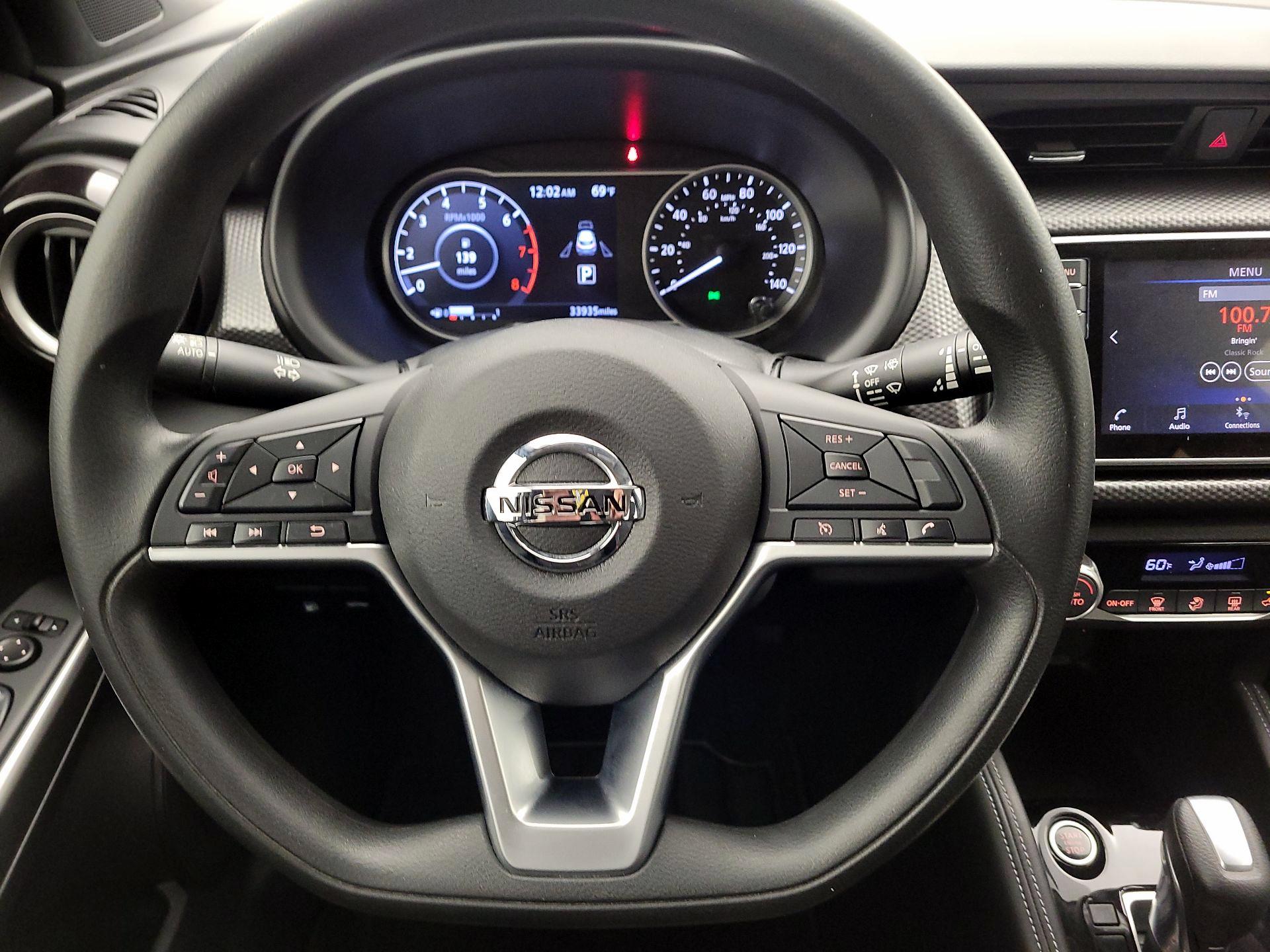 Thumbnail: 2019 Nissan Kicks - 10