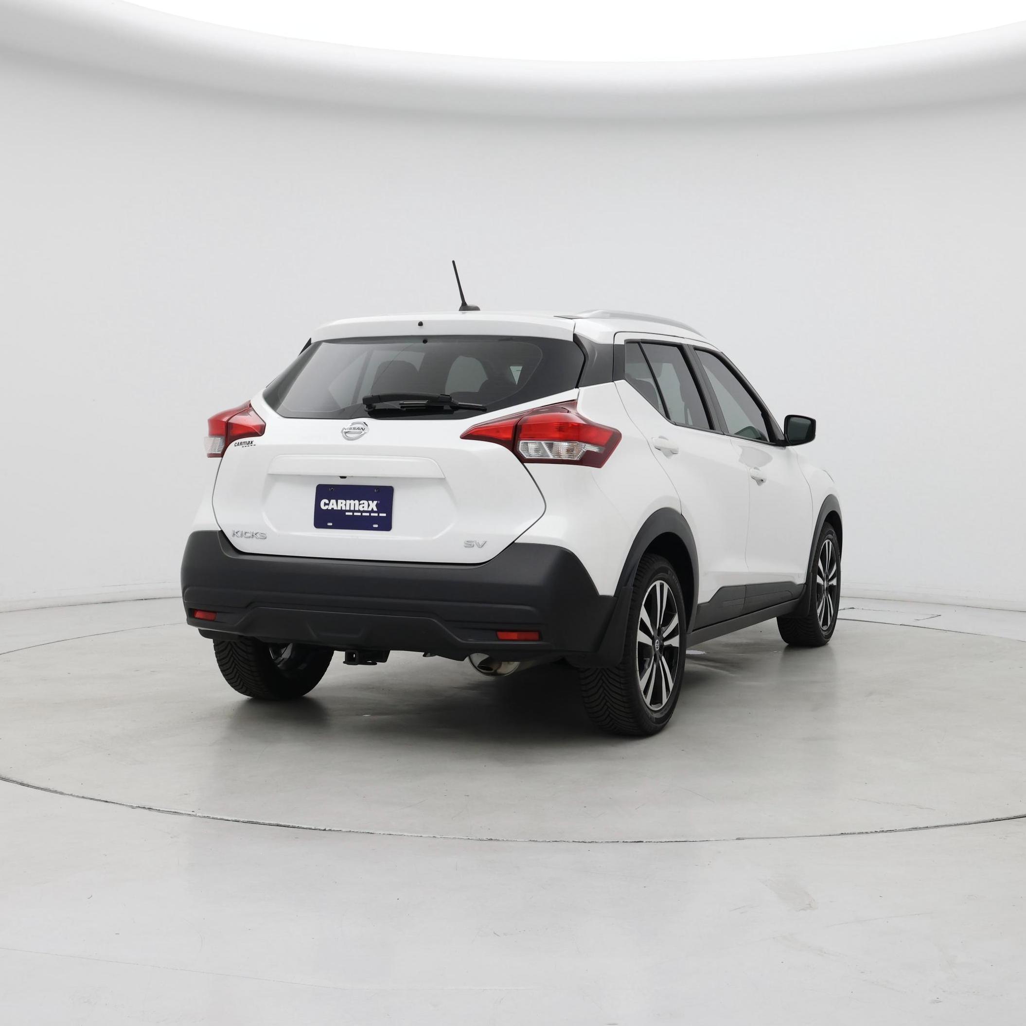 Thumbnail: 2019 Nissan Kicks - 8