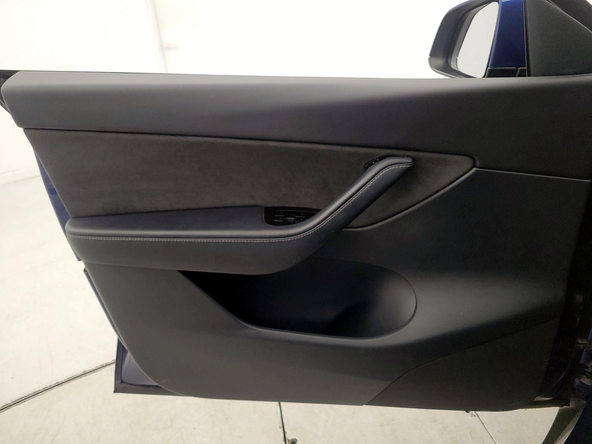 Thumbnail: 2020 Tesla Model Y - 12
