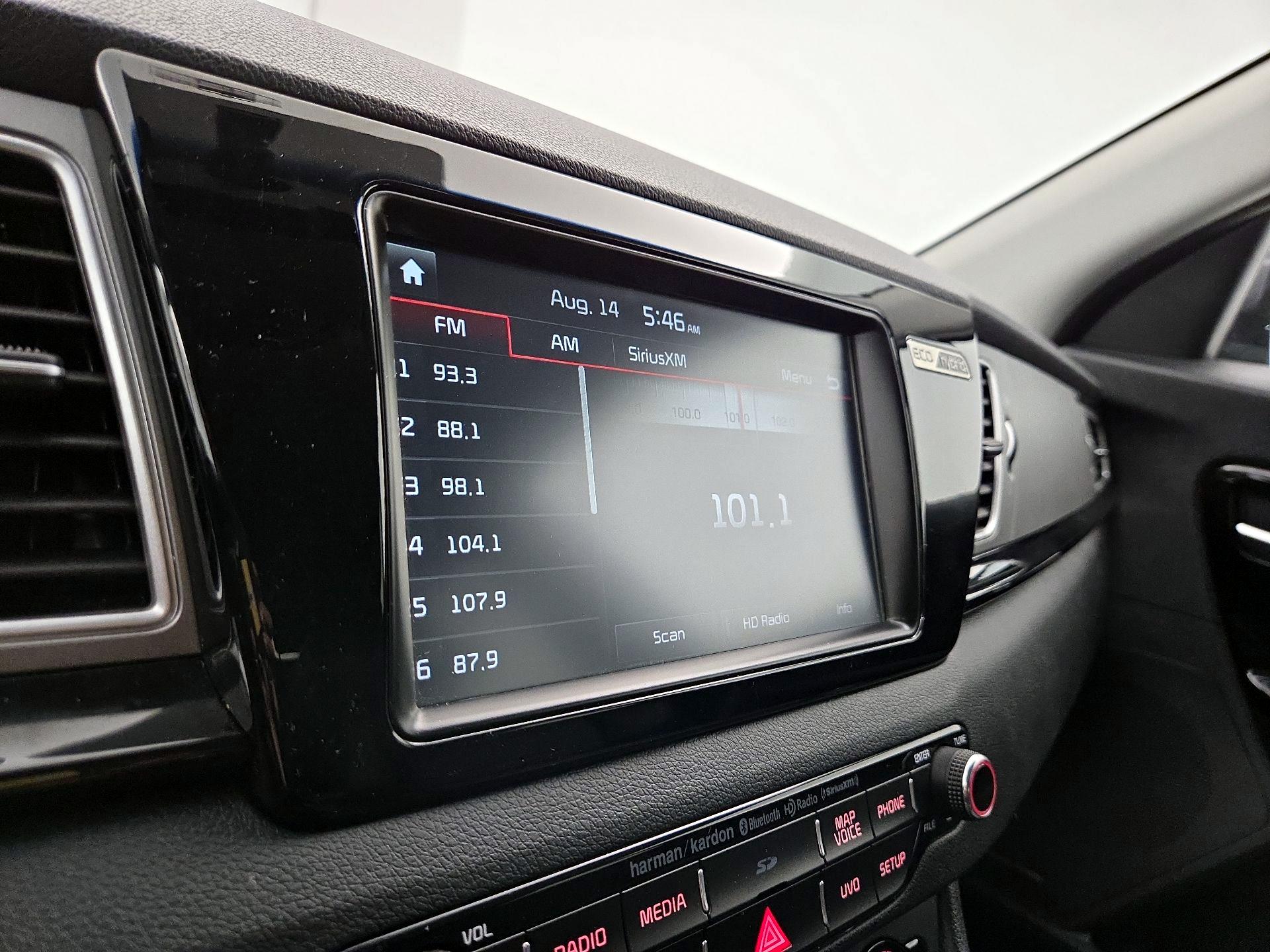 Thumbnail: 2018 Kia Niro - 16