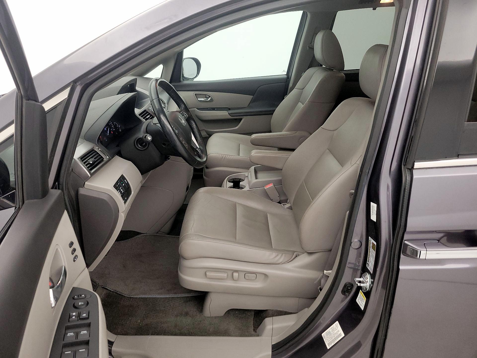 Thumbnail: 2015 Honda Odyssey - 11