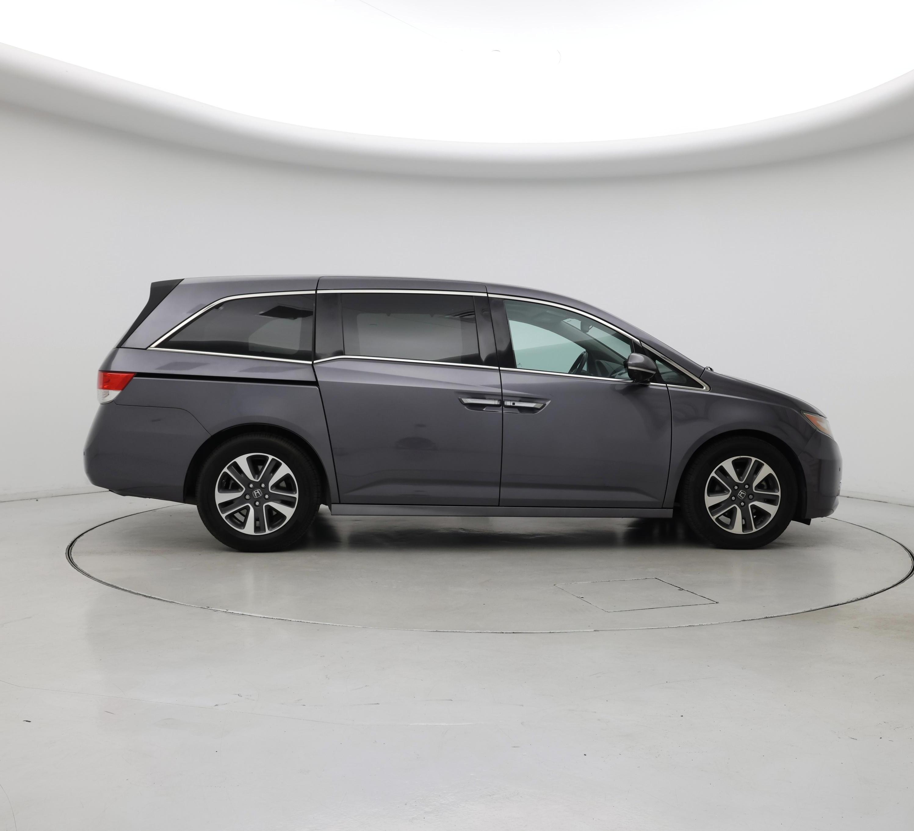 Thumbnail: 2015 Honda Odyssey - 7