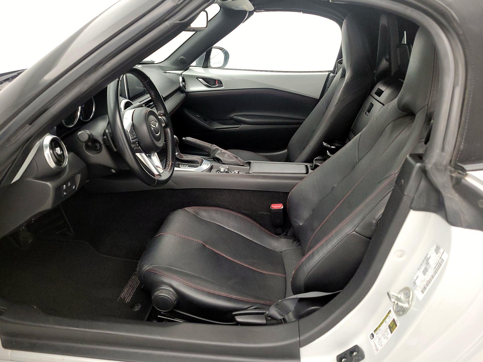 Thumbnail: 2016 Mazda MX-5 Miata - 11