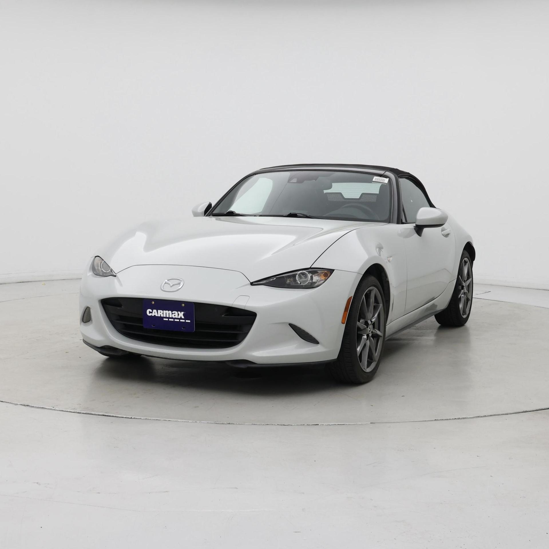 Thumbnail: 2016 Mazda MX-5 Miata - 4