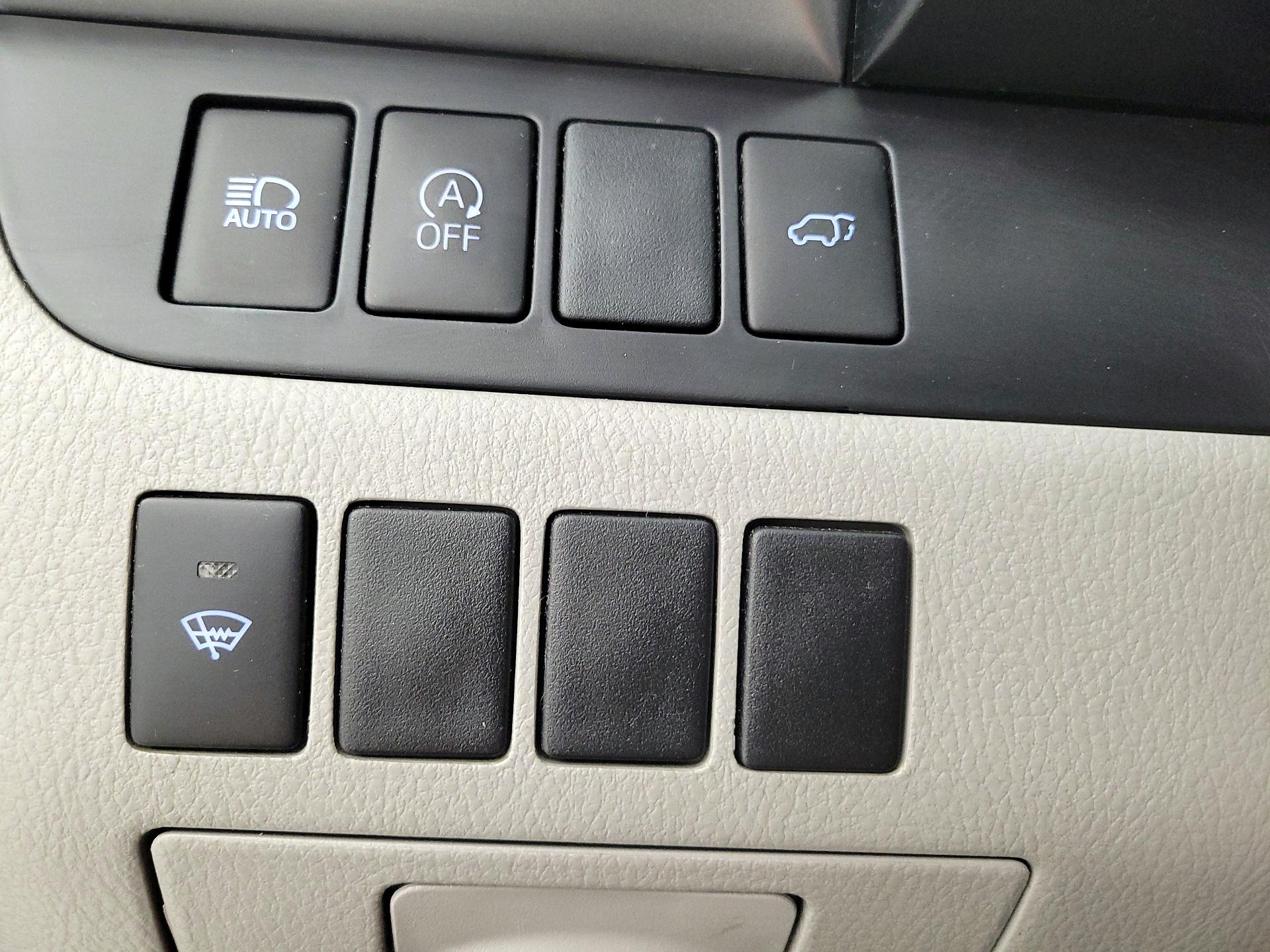 Thumbnail: 2019 Toyota Highlander - 13