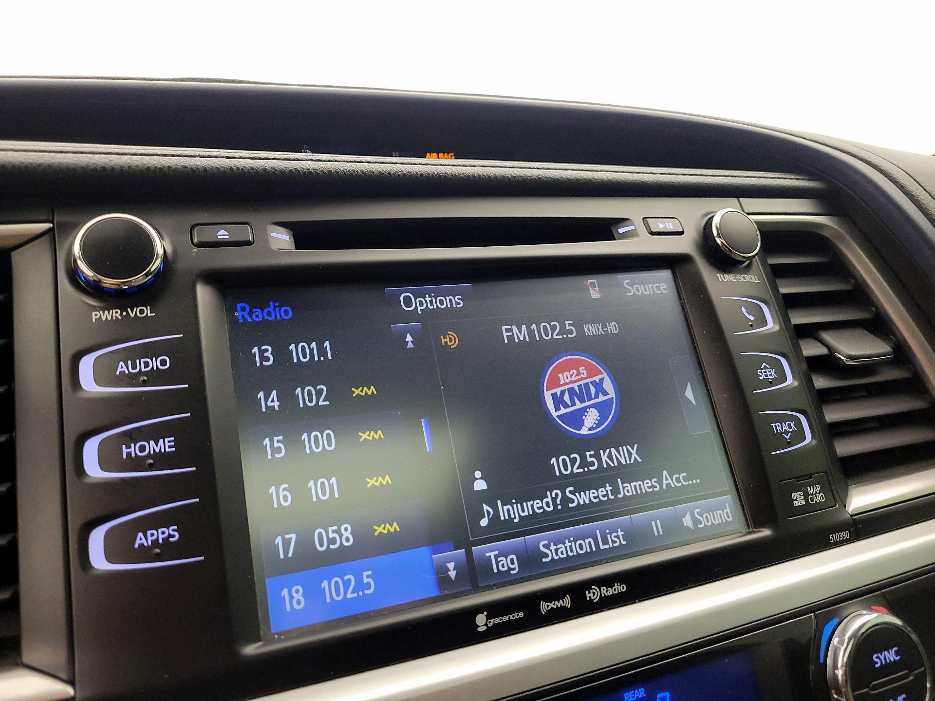 Thumbnail: 2019 Toyota Highlander - 15