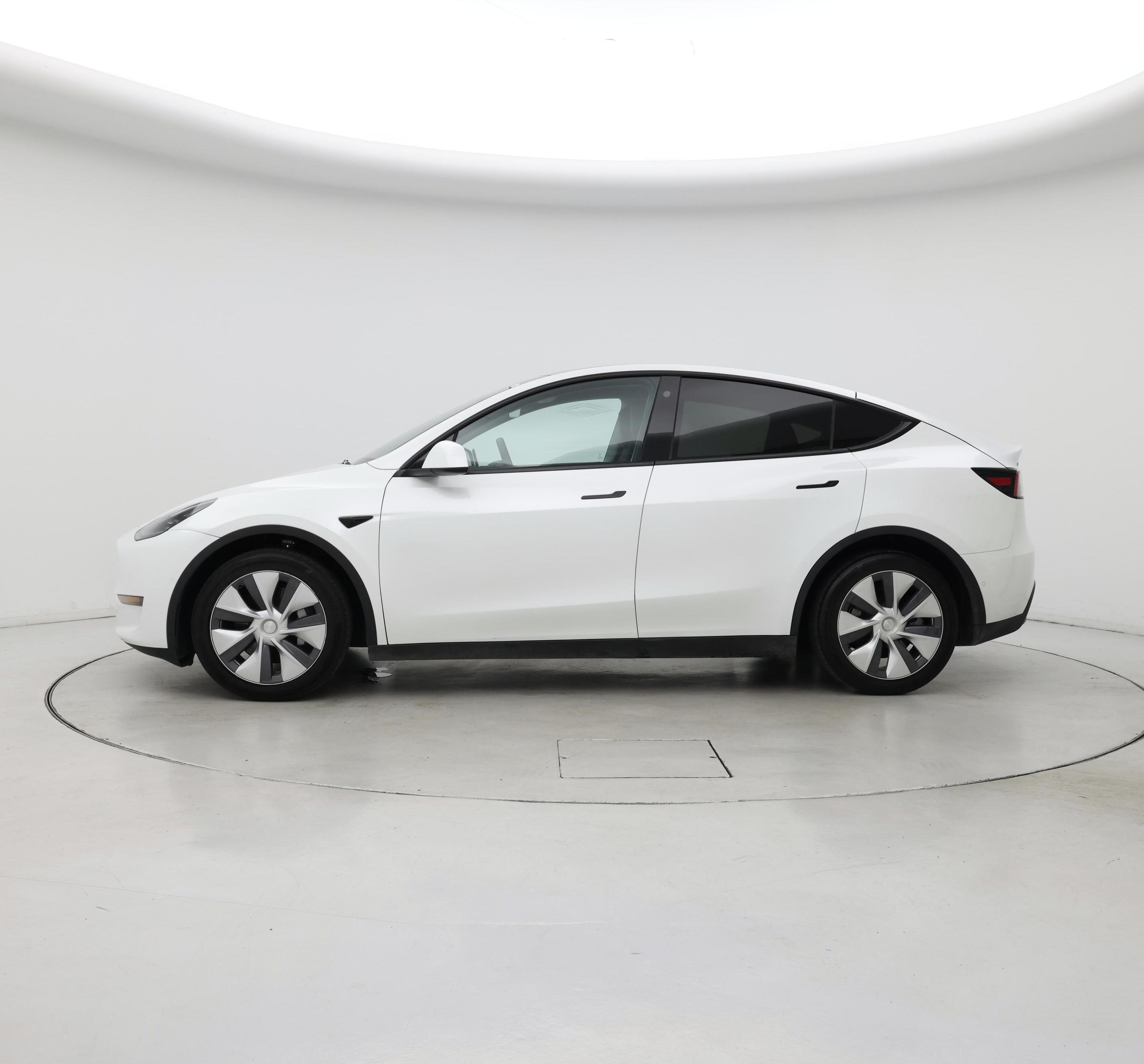 Thumbnail: 2023 Tesla Model Y - 3