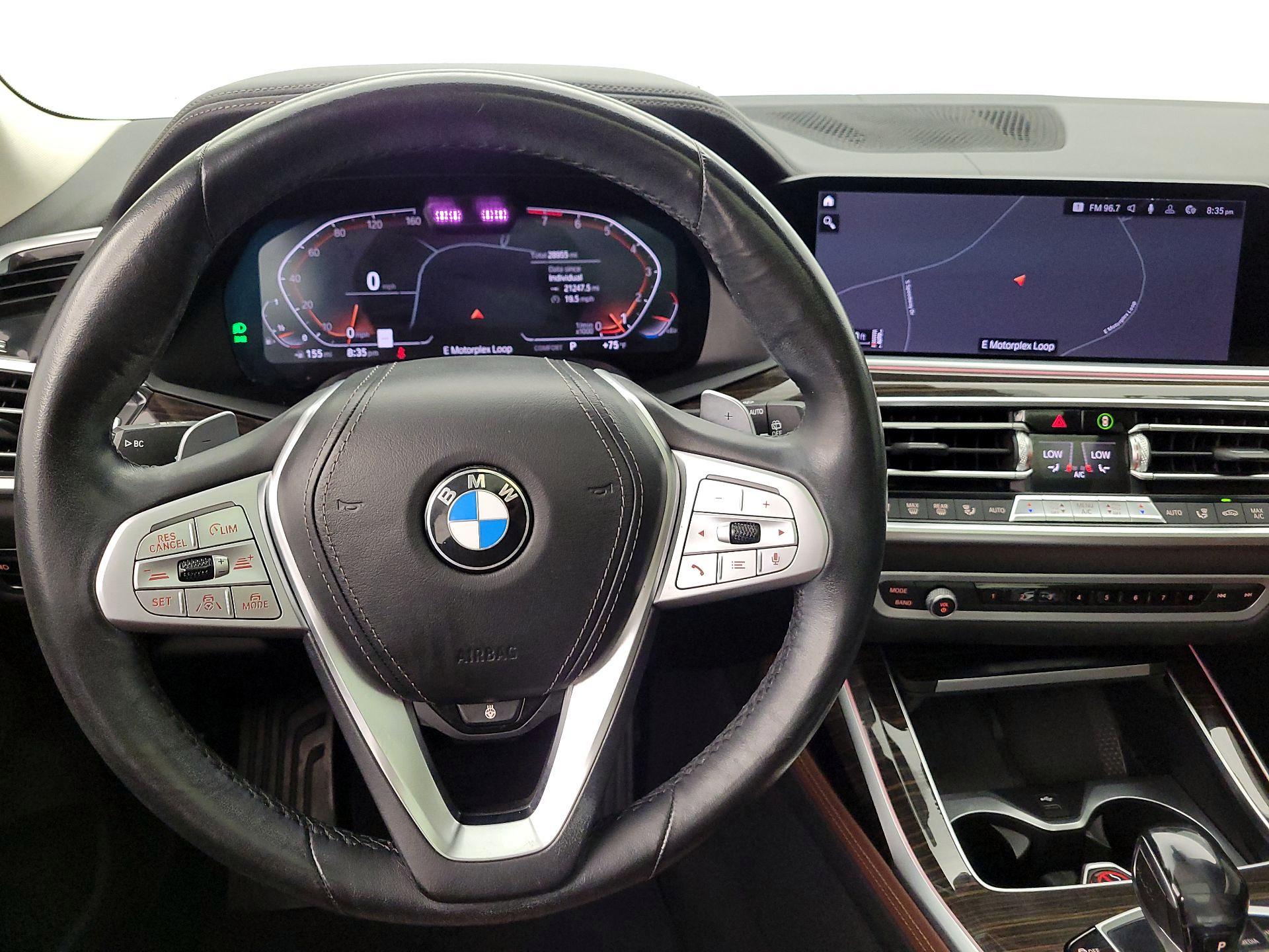 Thumbnail: 2020 BMW X7 - 10
