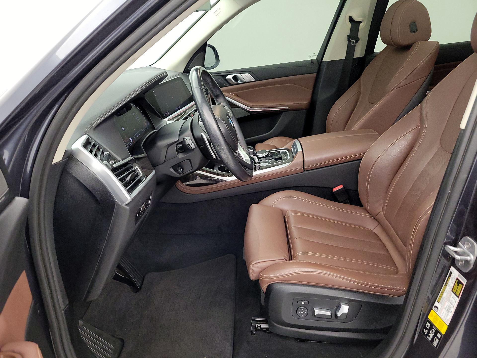 Thumbnail: 2020 BMW X7 - 11