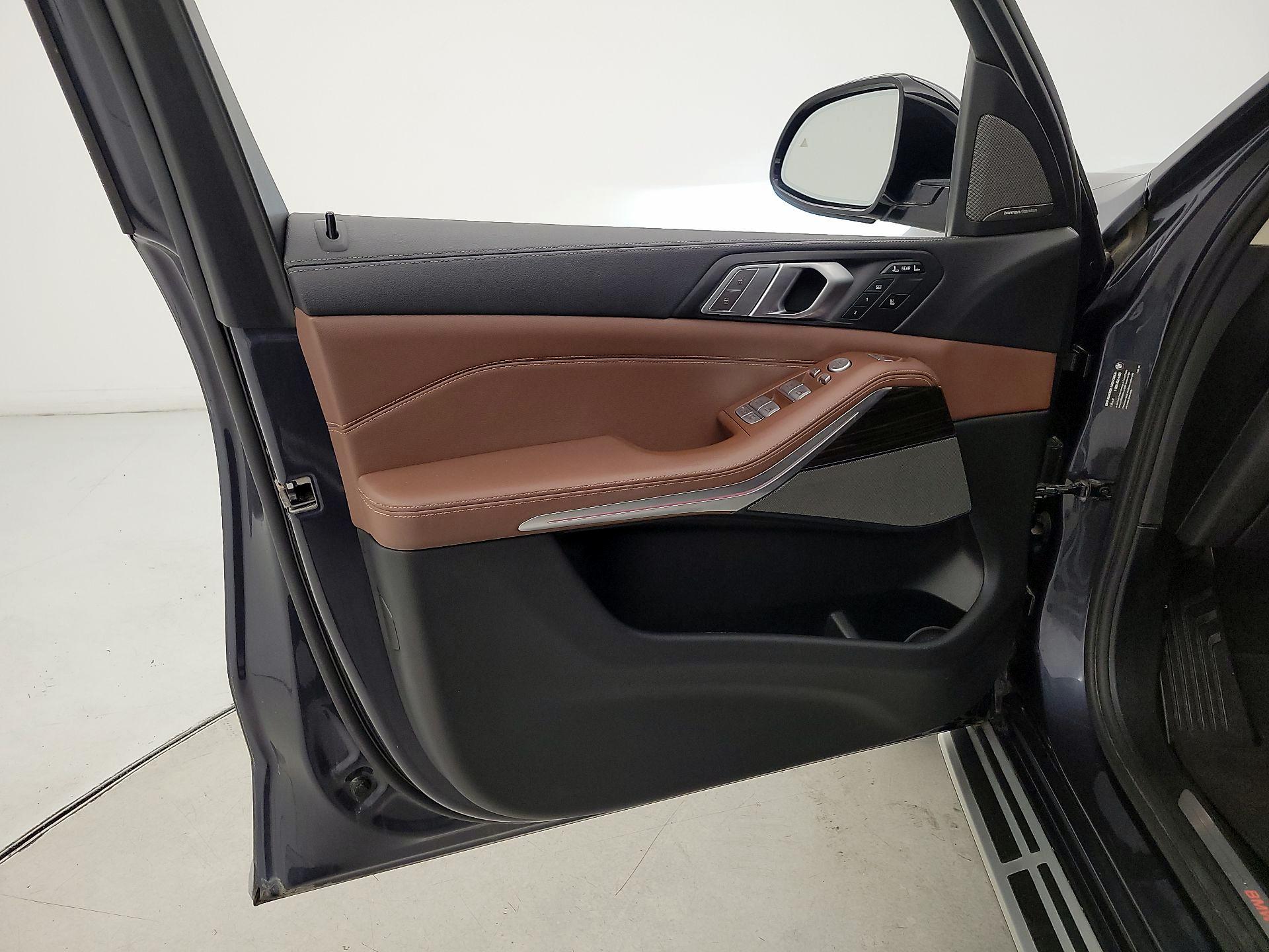 Thumbnail: 2020 BMW X7 - 12