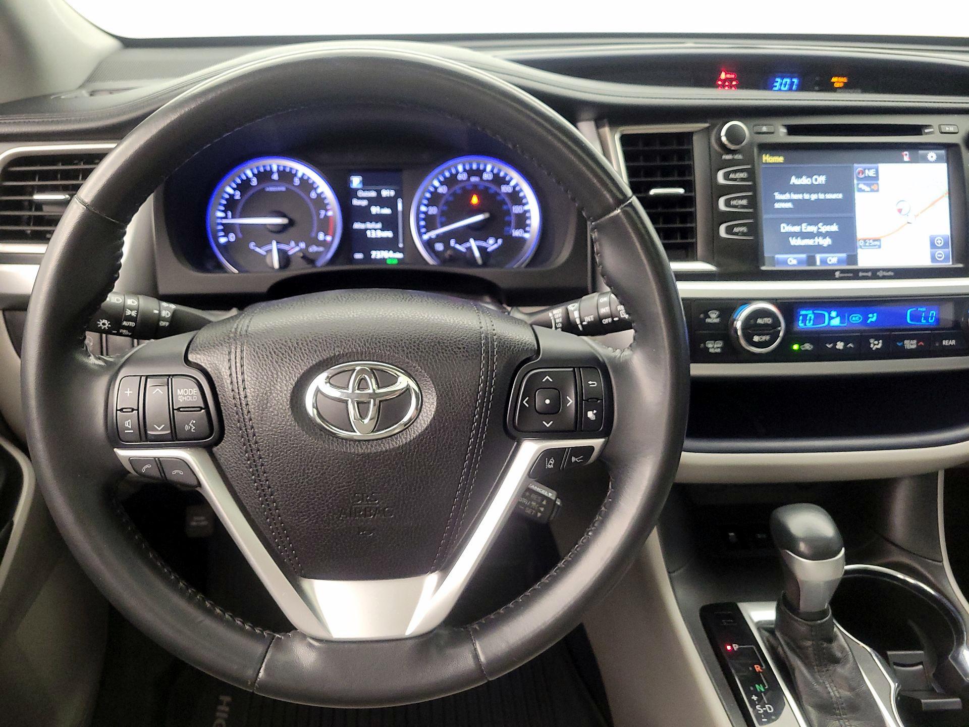 Thumbnail: 2018 Toyota Highlander - 10