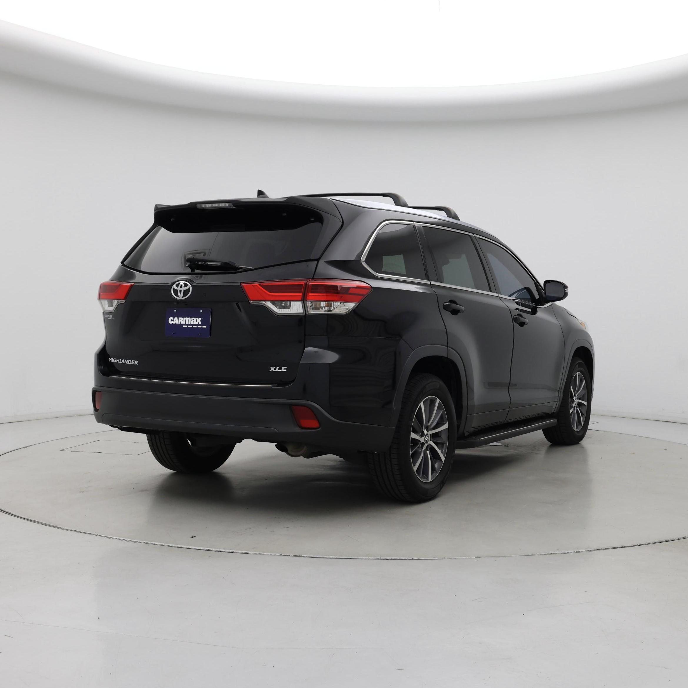 Thumbnail: 2018 Toyota Highlander - 8