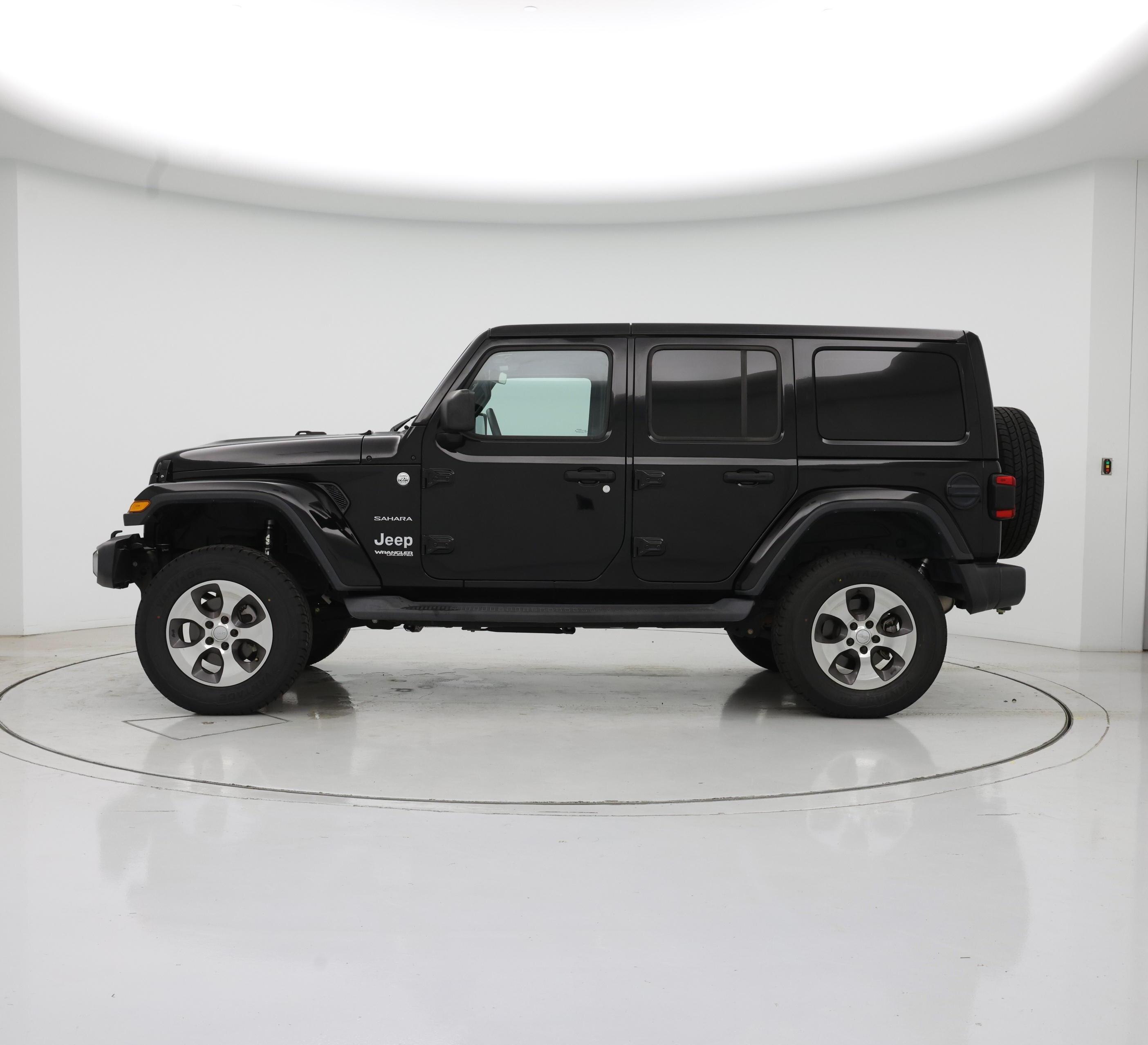 Thumbnail: 2018 Jeep Wrangler - 3