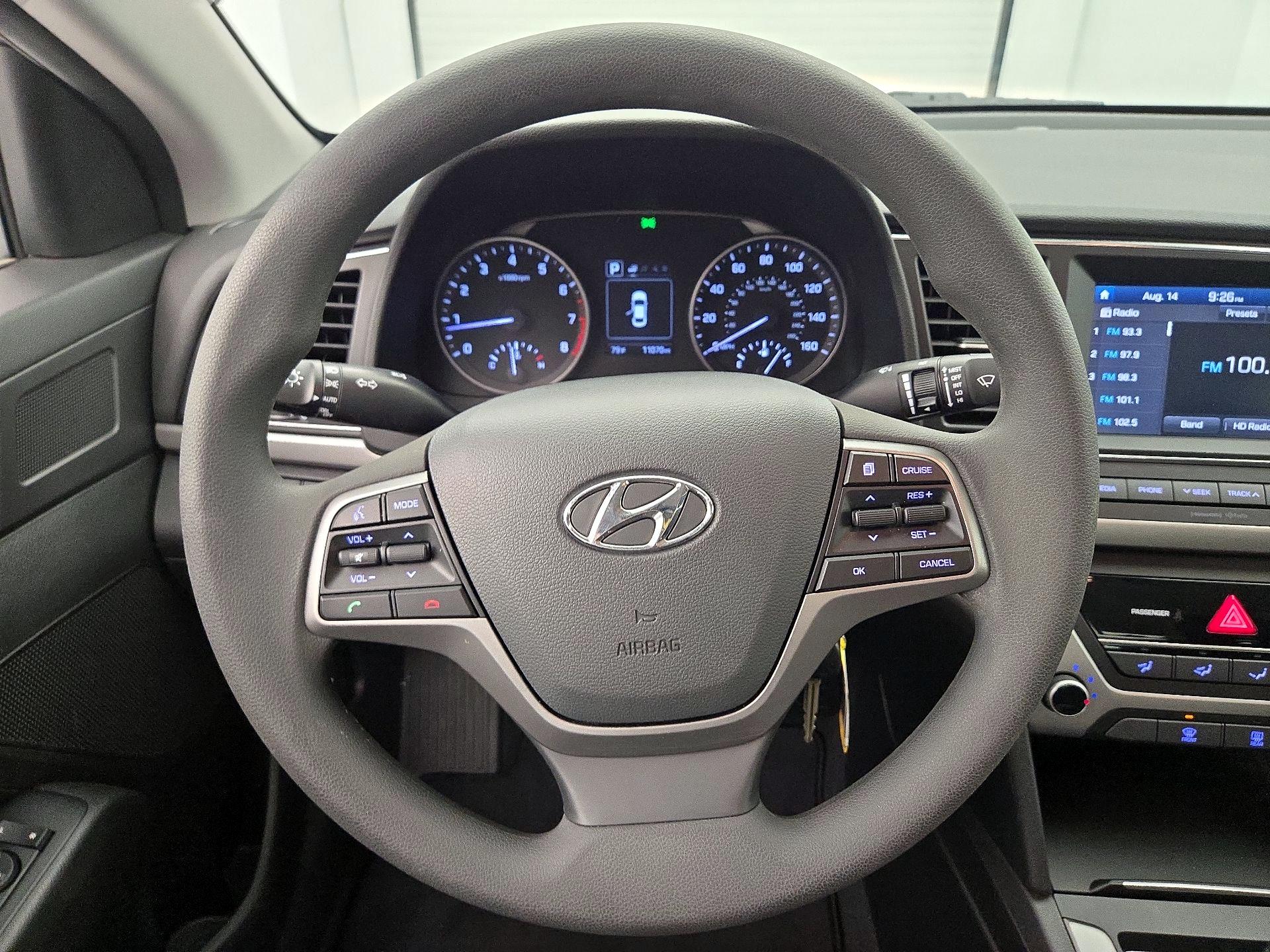 Thumbnail: 2018 Hyundai Elantra - 10