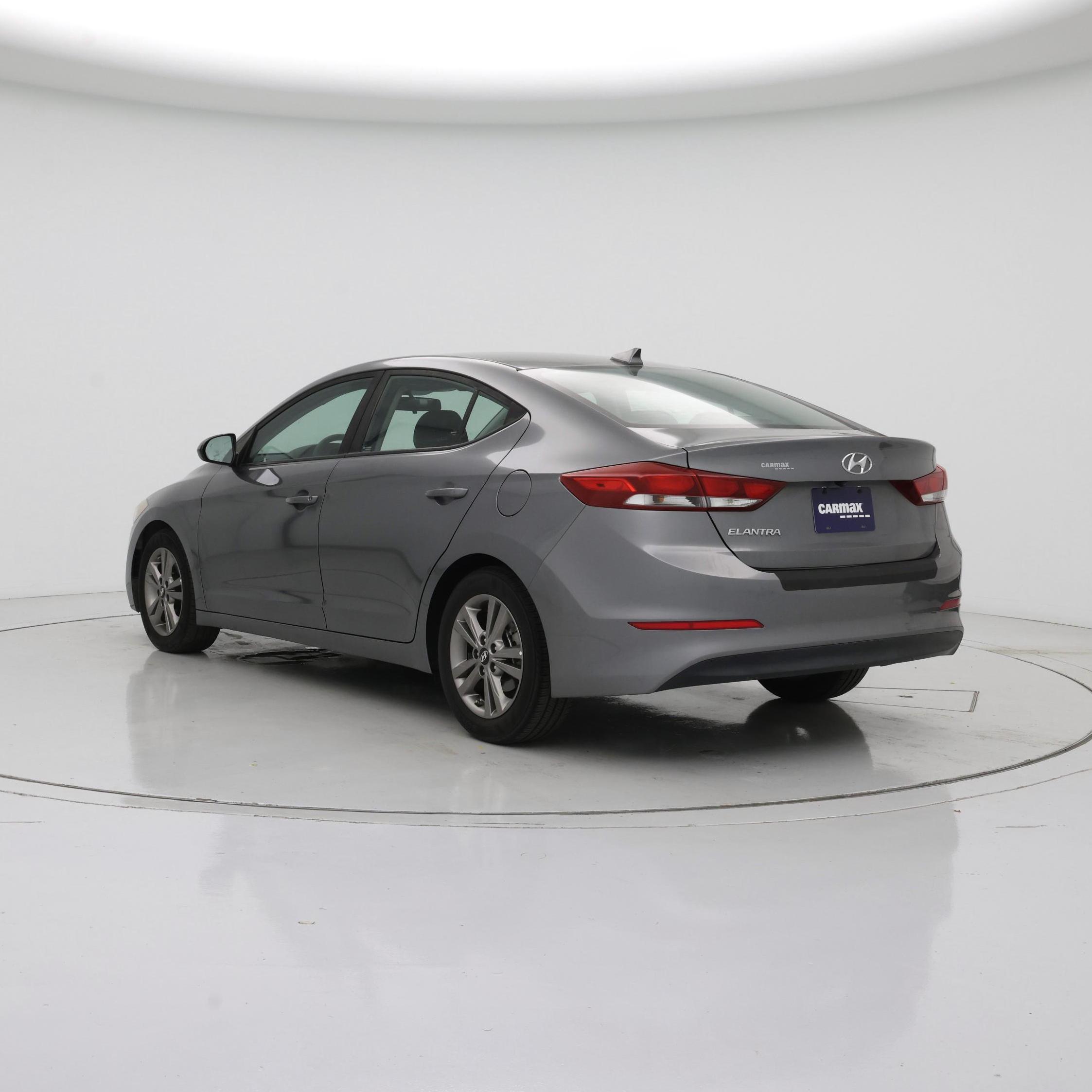 Thumbnail: 2018 Hyundai Elantra - 2
