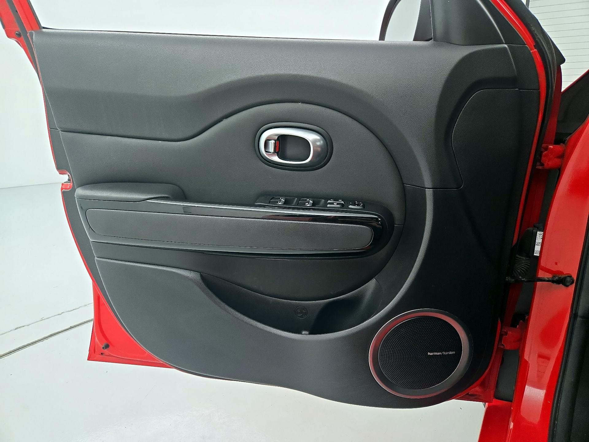 Thumbnail: 2019 Kia Soul - 12