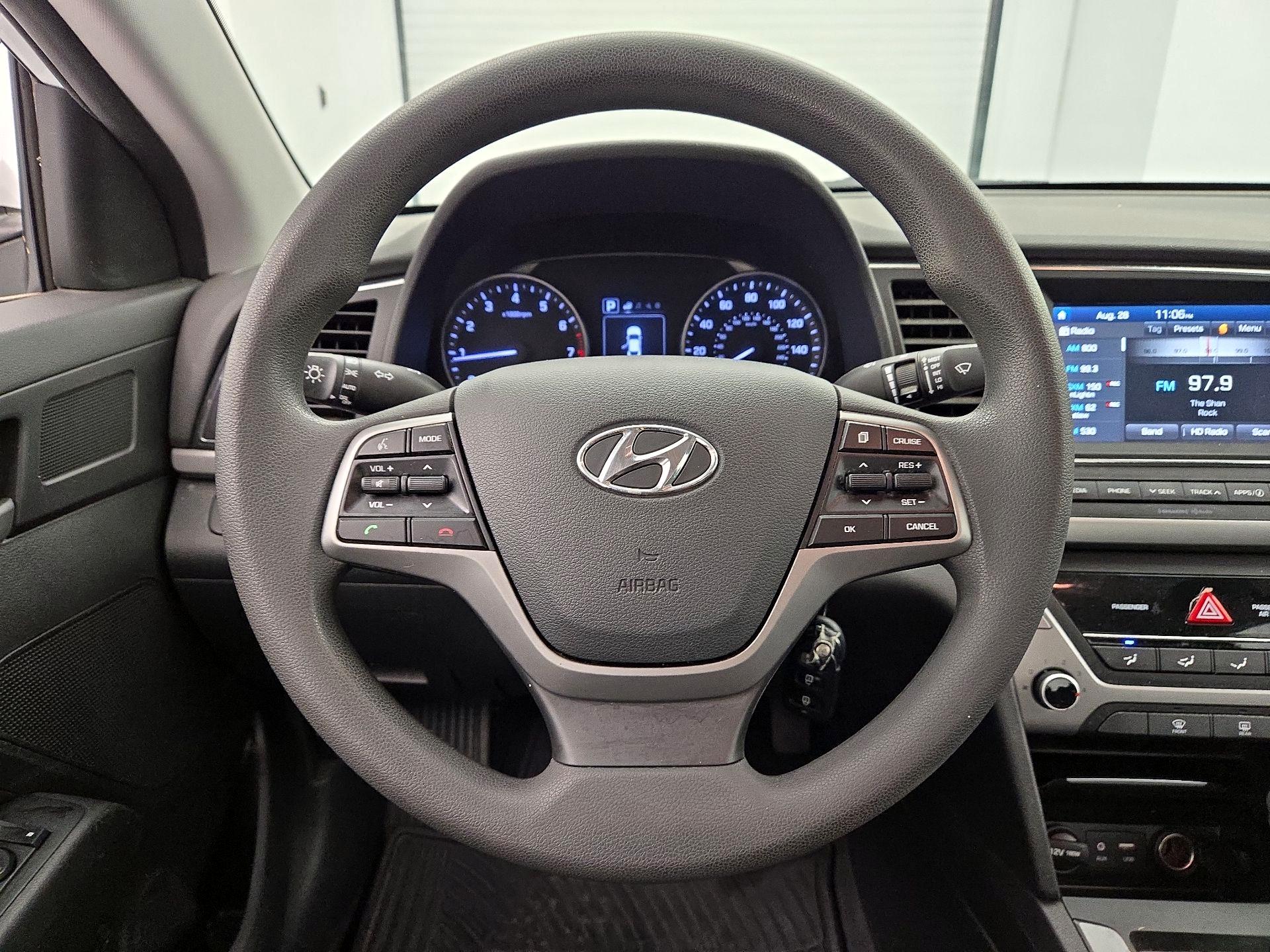 Thumbnail: 2018 Hyundai Elantra - 10