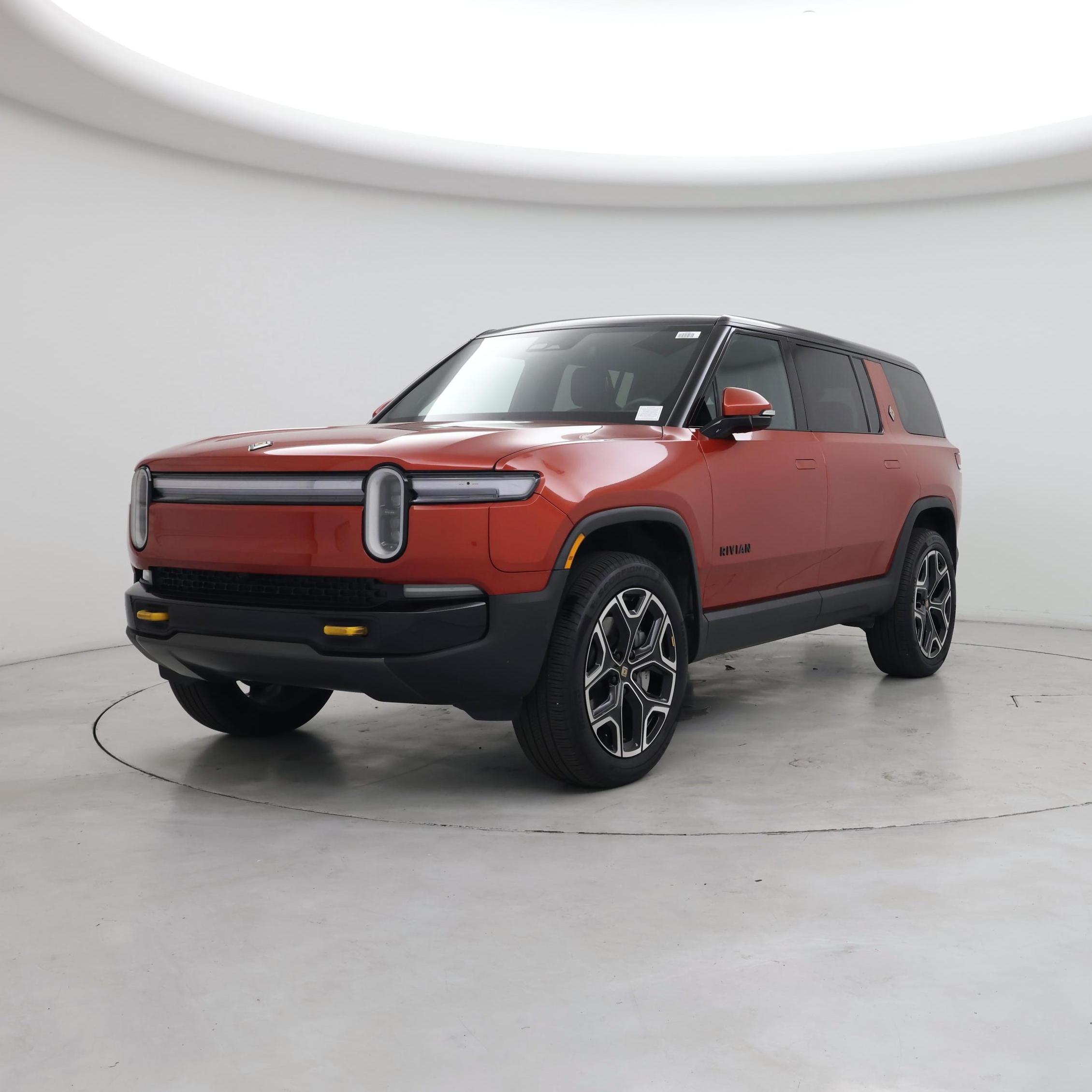 Thumbnail: 2025 Rivian R1S - 4
