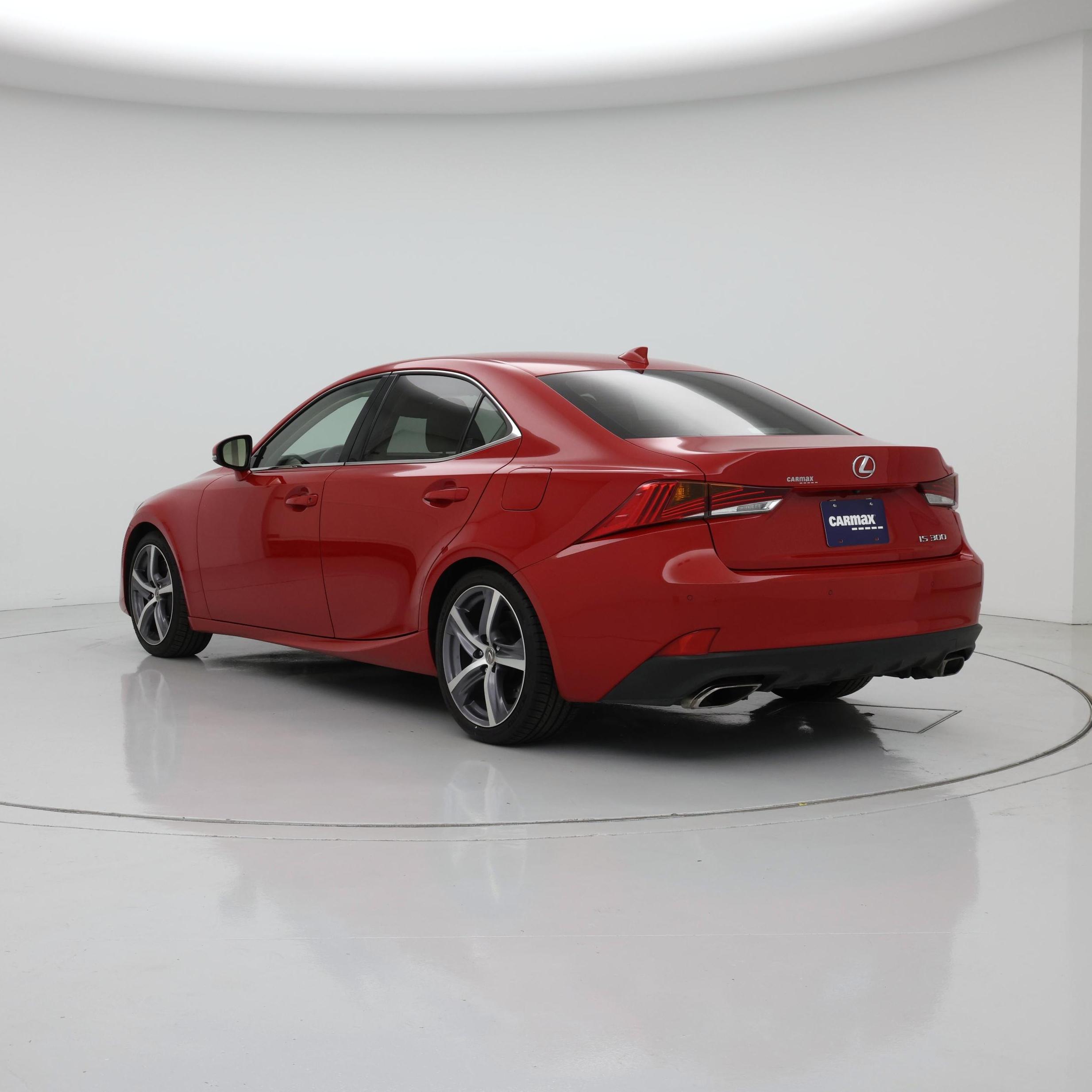 Thumbnail: 2019 Lexus IS - 2