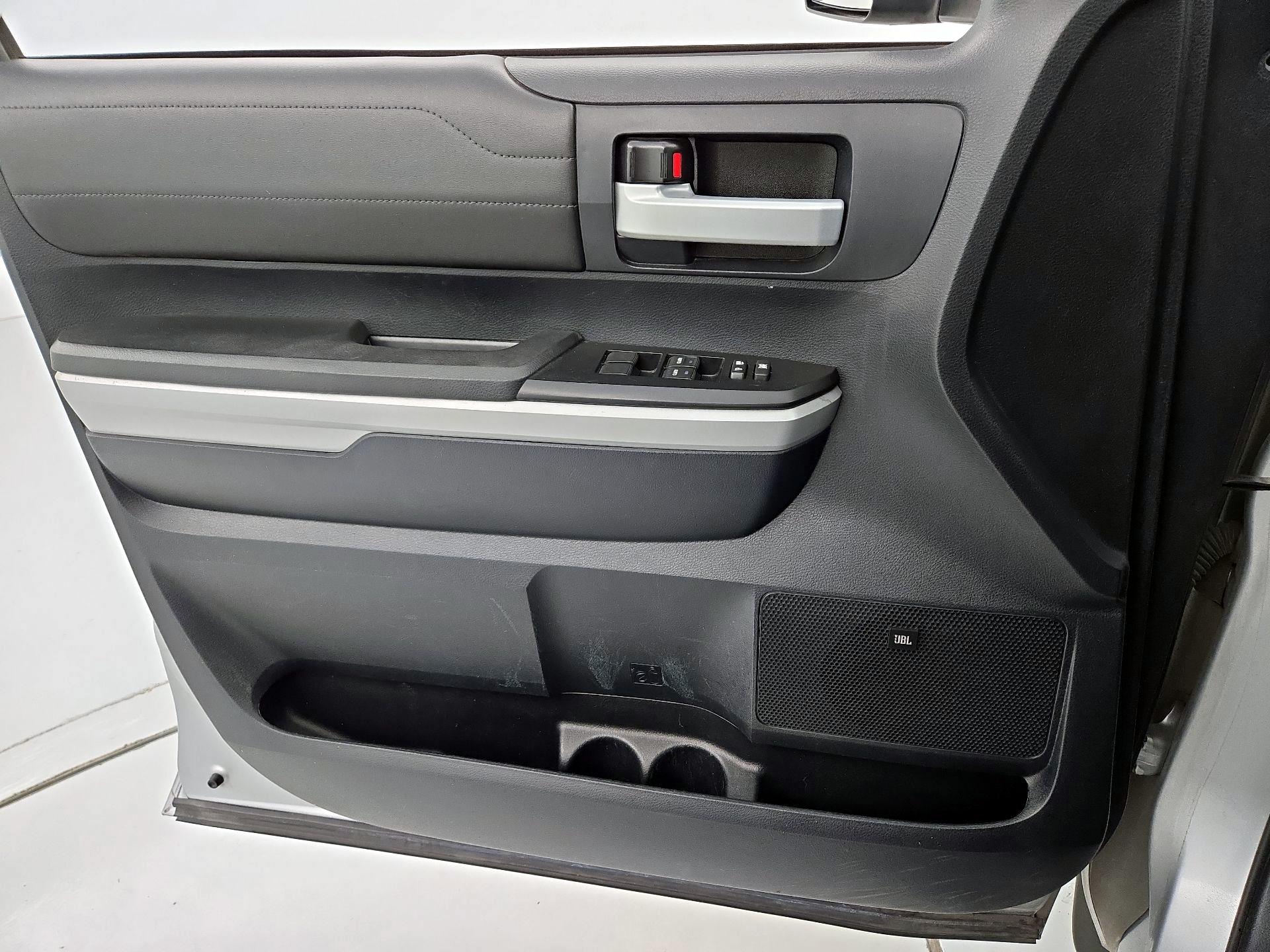 Thumbnail: 2019 Toyota Tundra - 12