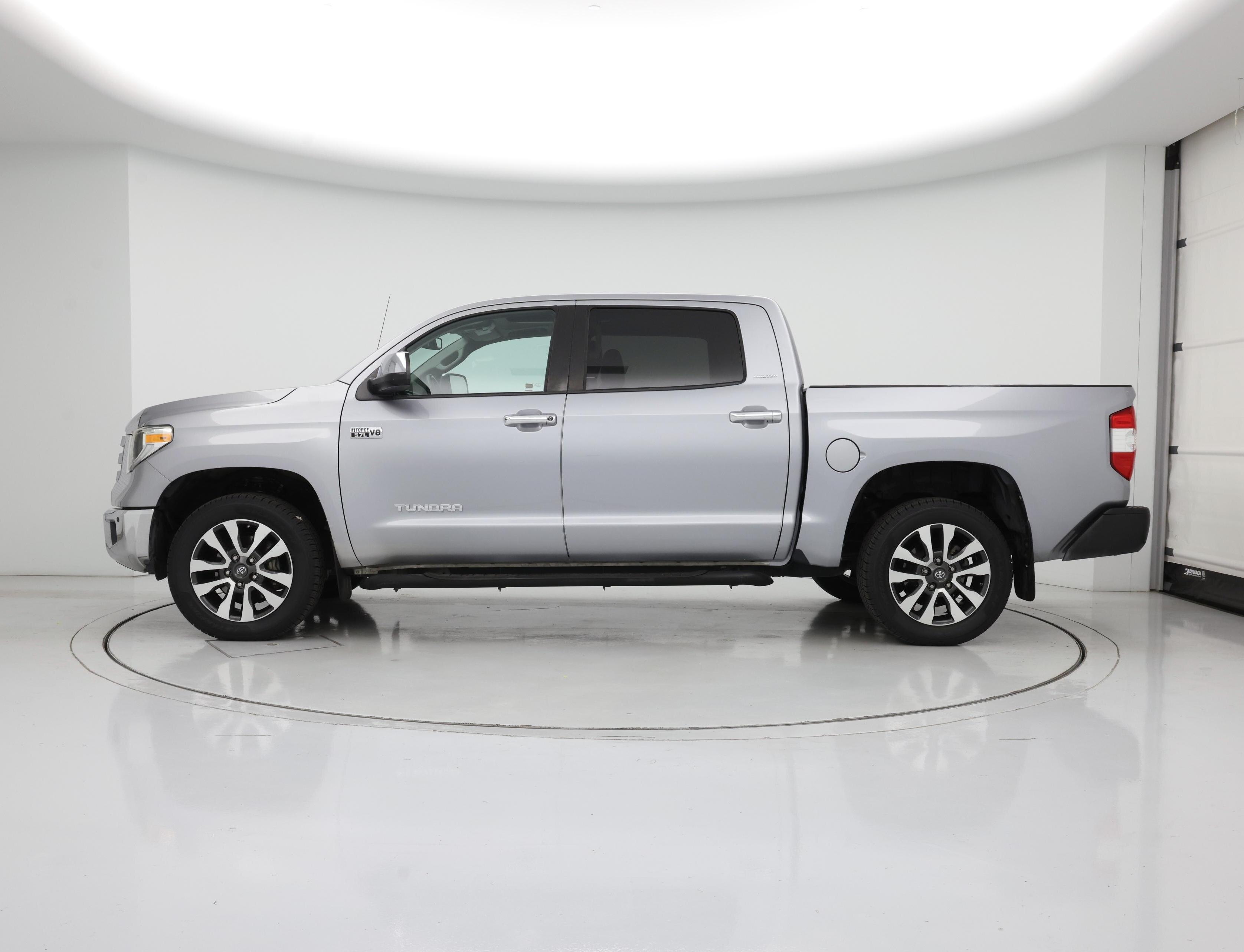 Thumbnail: 2019 Toyota Tundra - 3