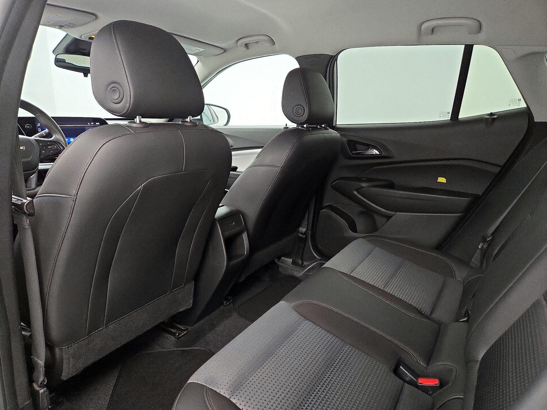Thumbnail: 2024 Chevrolet Trax - 19
