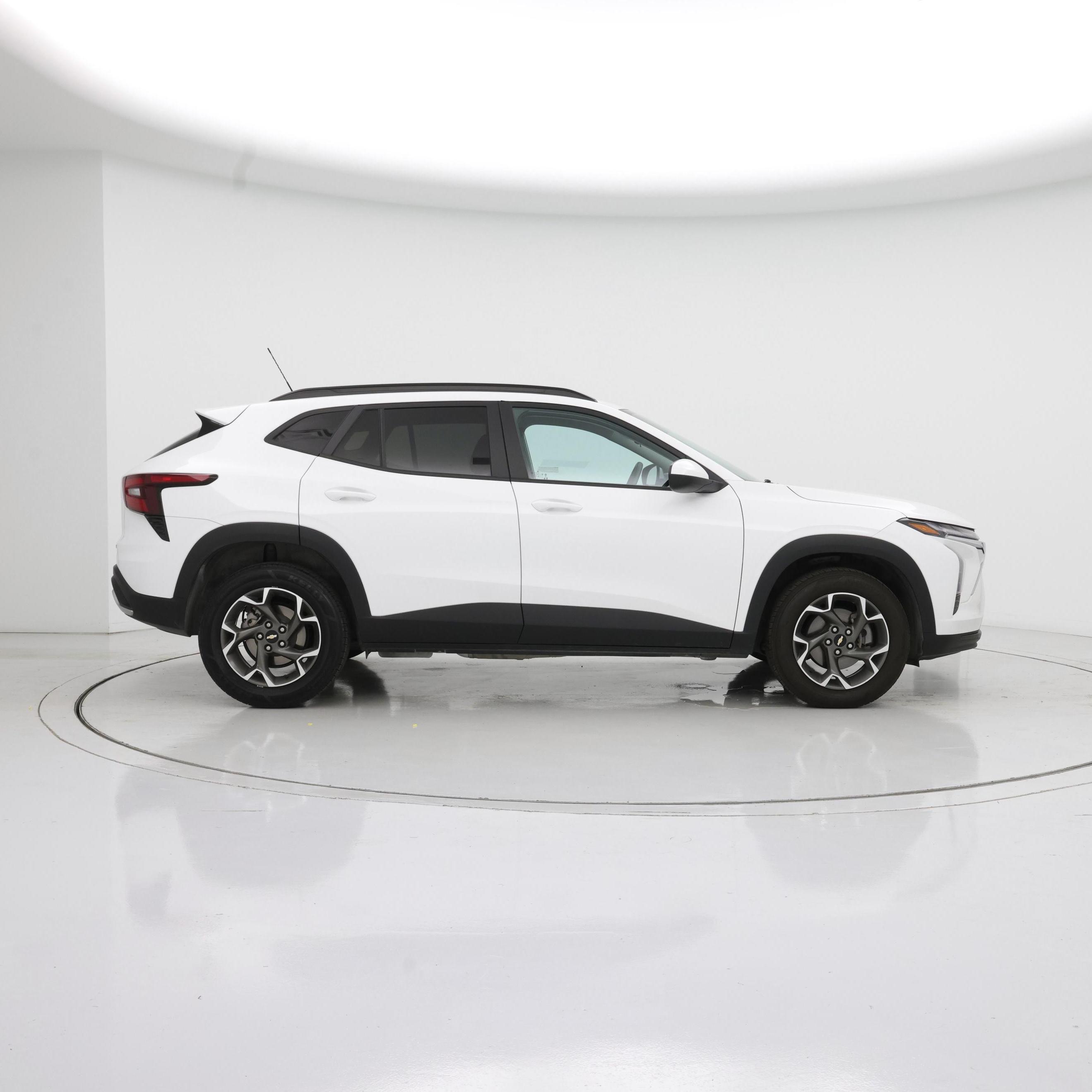 Thumbnail: 2024 Chevrolet Trax - 7
