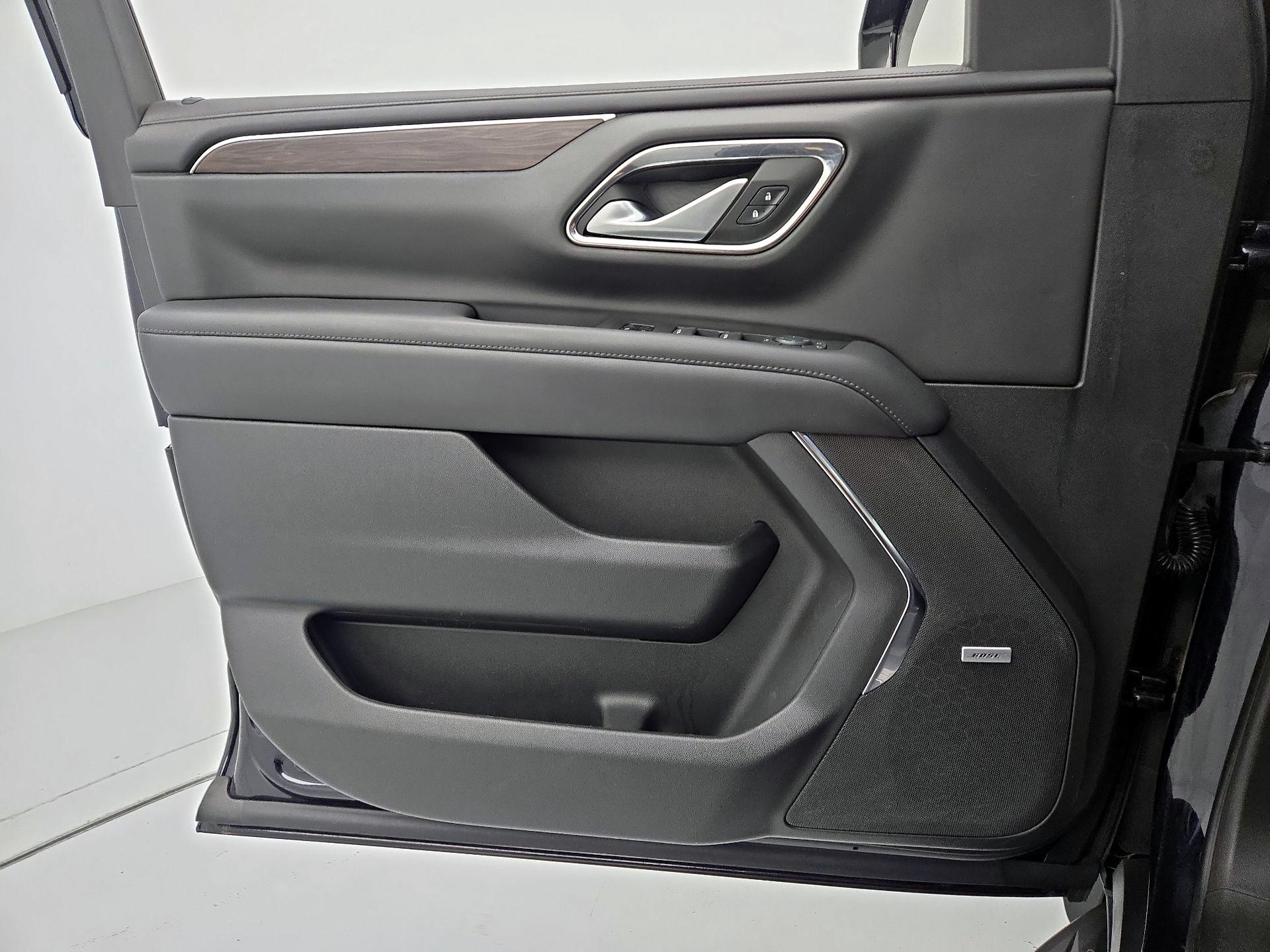 Thumbnail: 2022 Chevrolet Suburban - 12