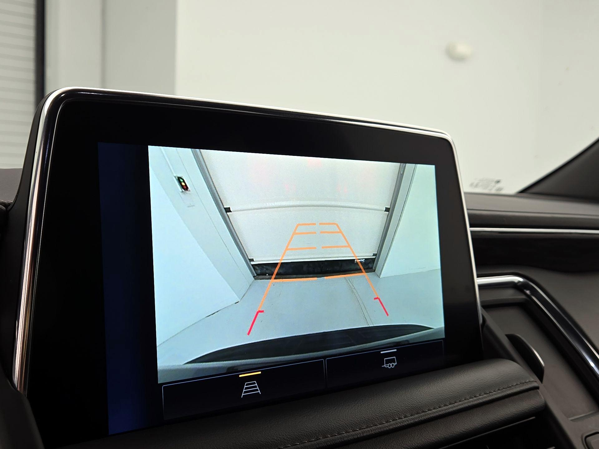 Thumbnail: 2022 Chevrolet Suburban - 14