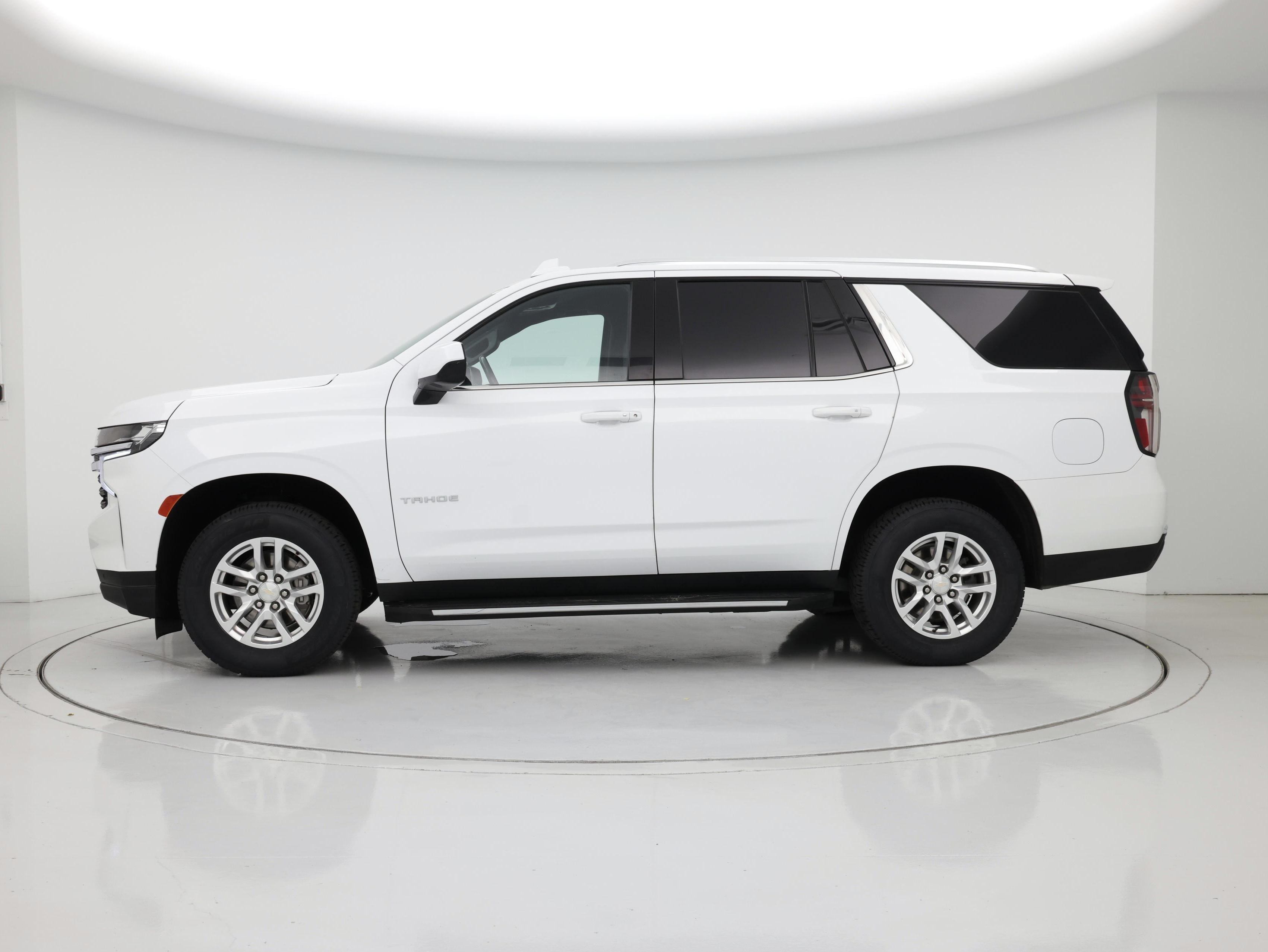 Thumbnail: 2022 Chevrolet Tahoe - 3