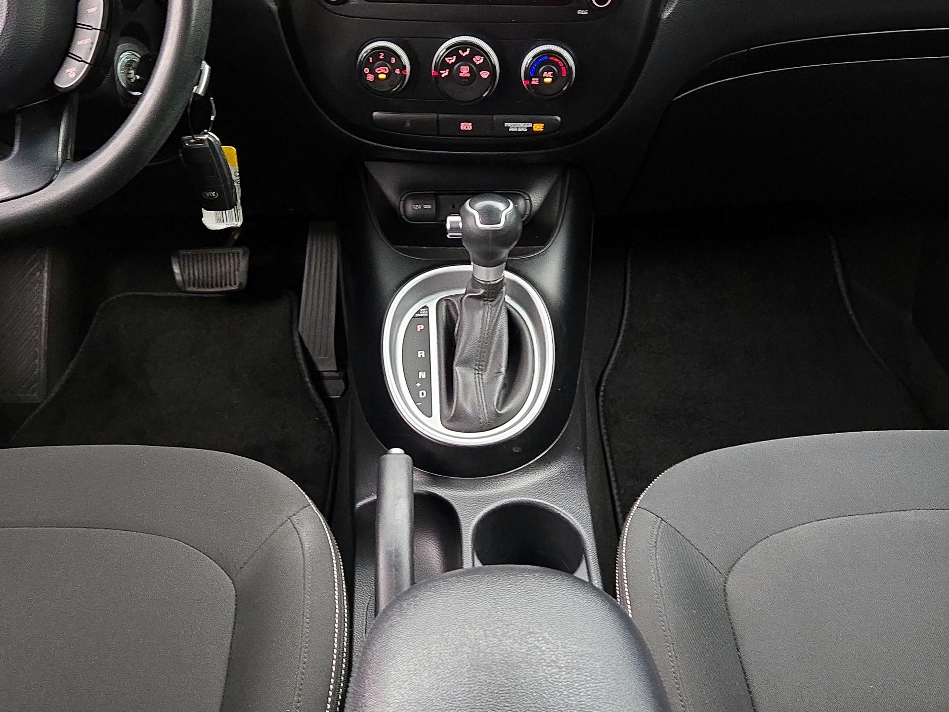 Thumbnail: 2014 Kia Soul - 16