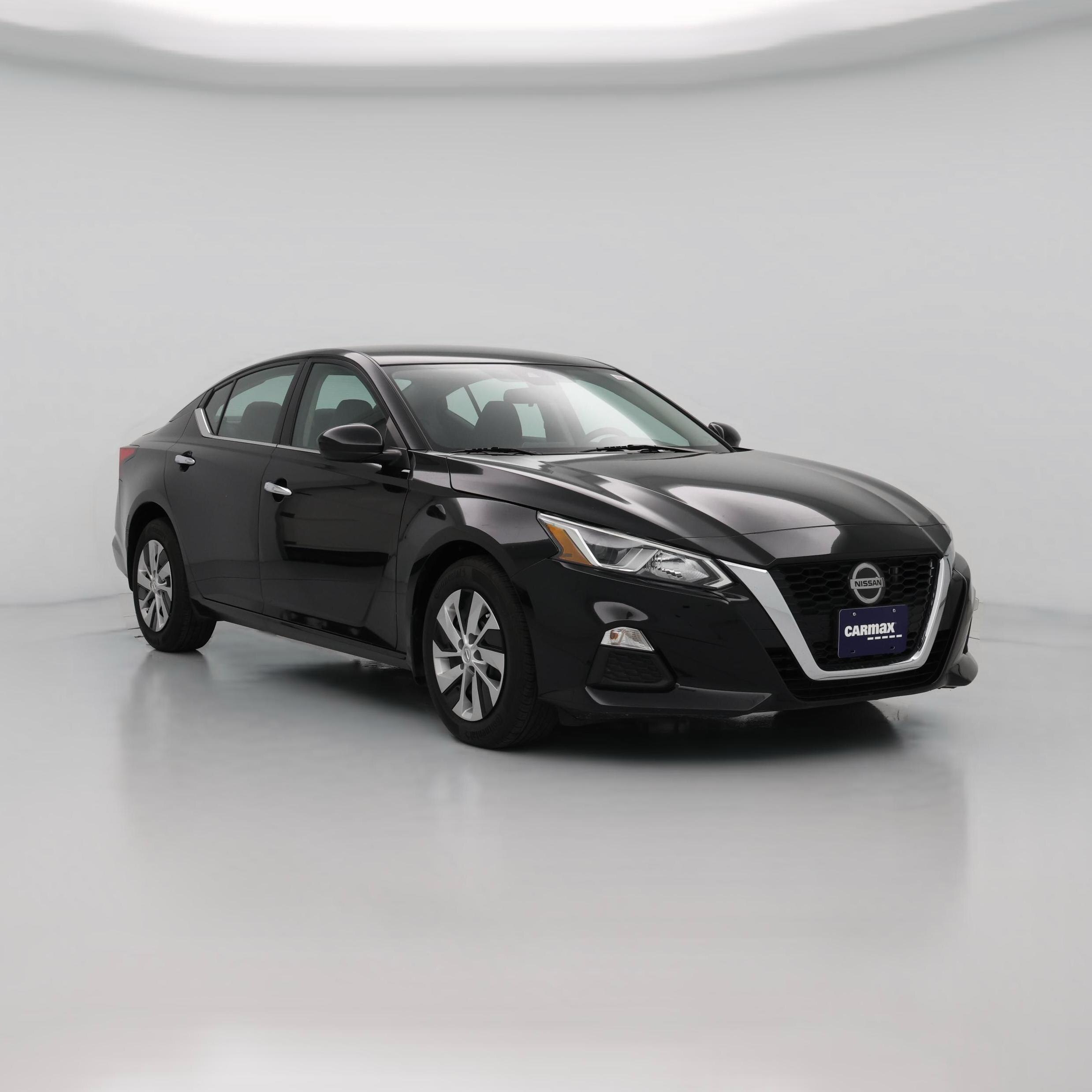 Thumbnail: 2020 Nissan Altima - 1