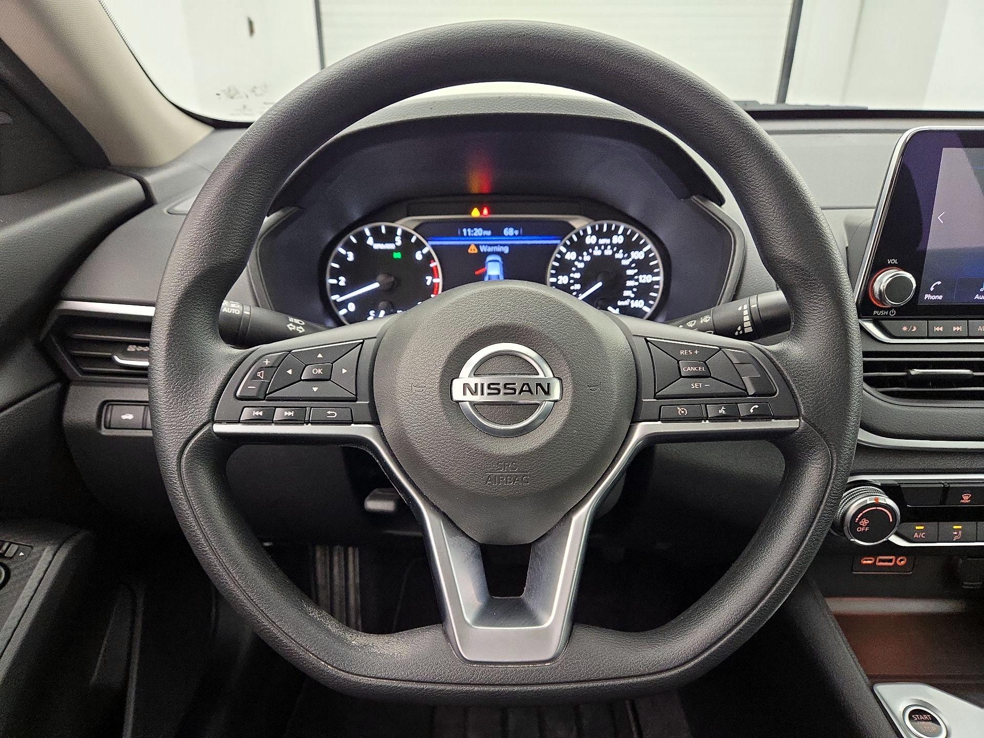 Thumbnail: 2020 Nissan Altima - 10