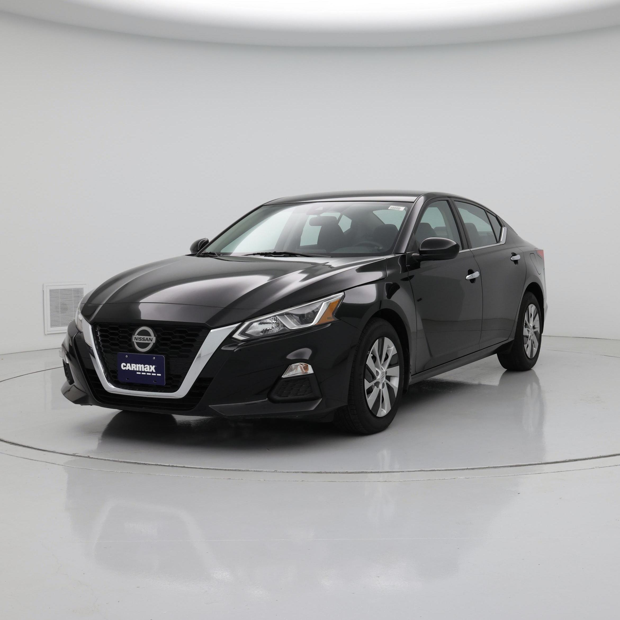 Thumbnail: 2020 Nissan Altima - 4