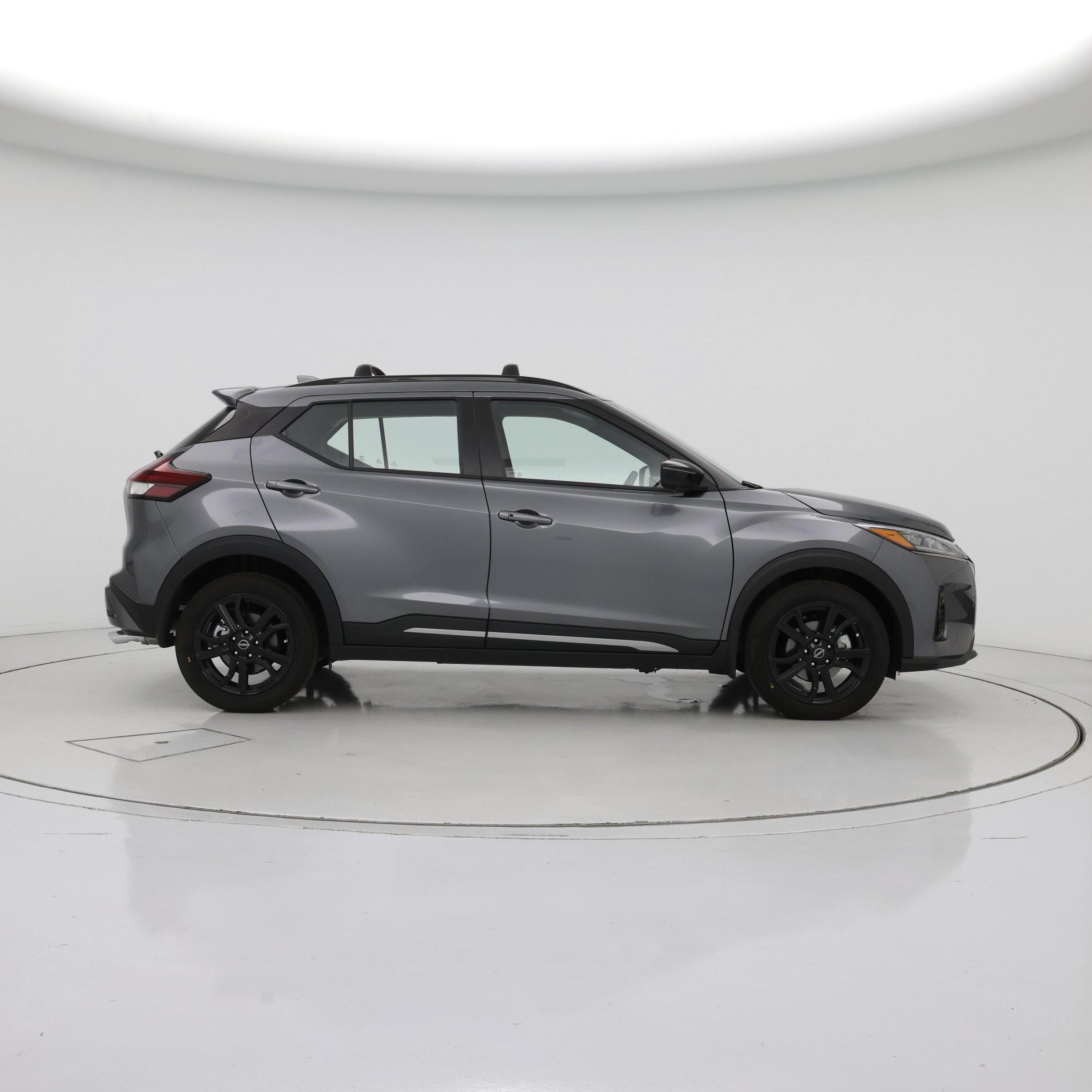 Thumbnail: 2024 Nissan Kicks - 7