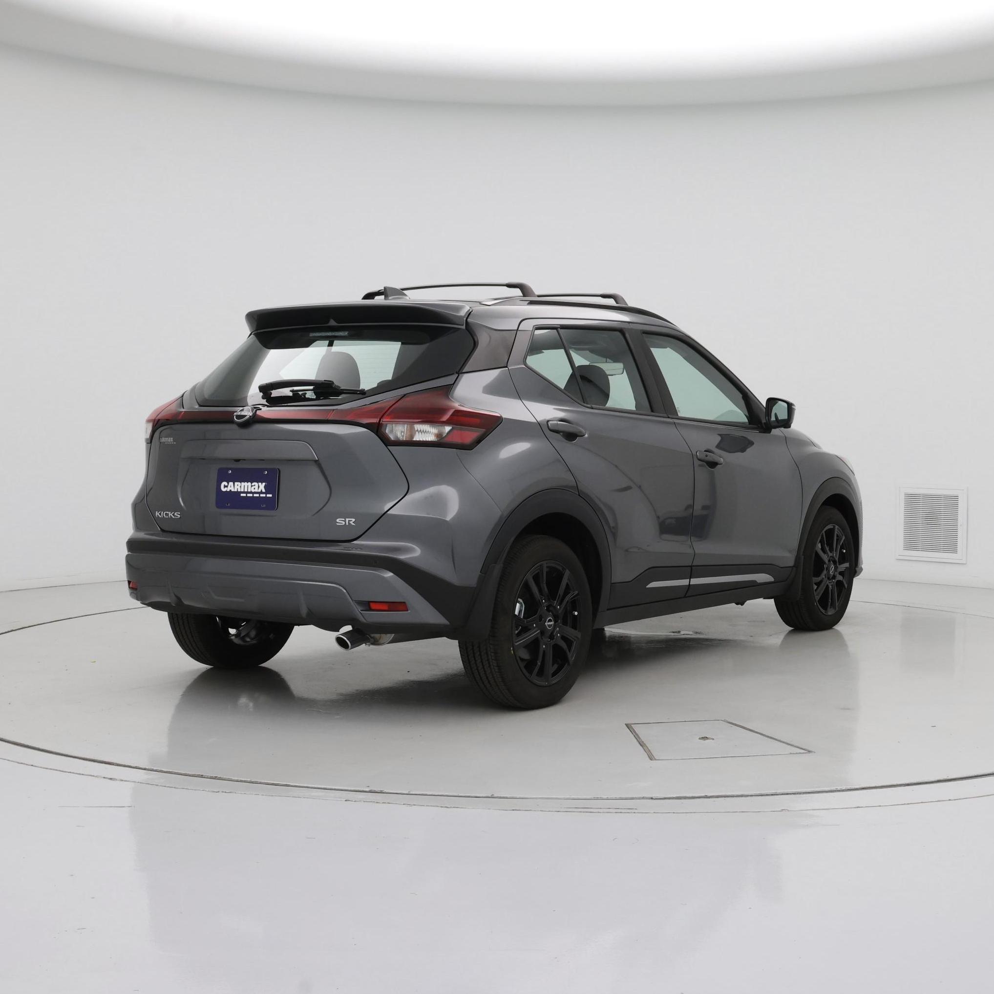 Thumbnail: 2024 Nissan Kicks - 8
