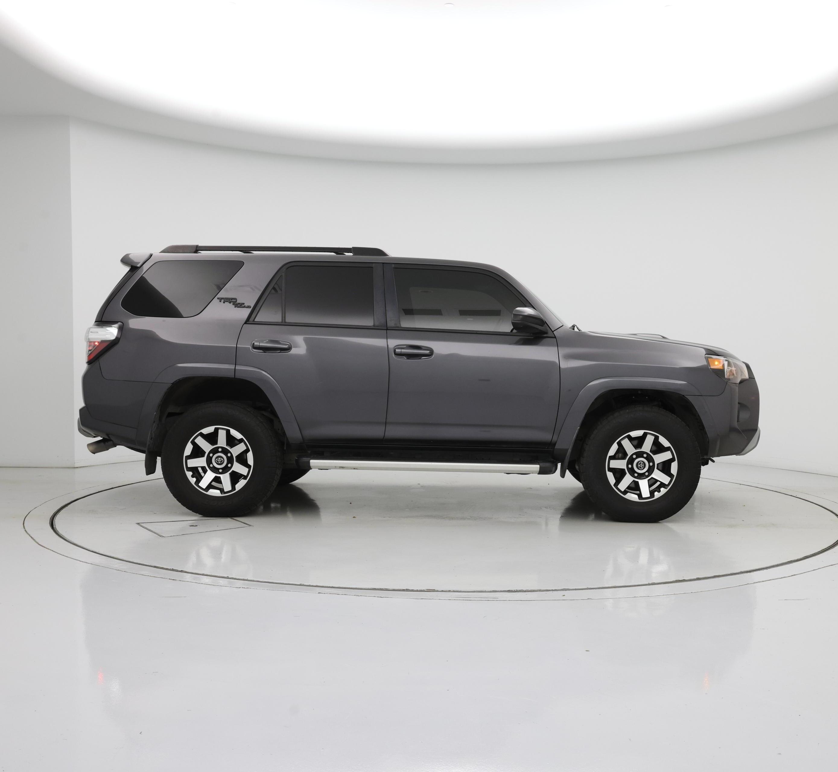 Thumbnail: 2021 Toyota 4Runner - 7