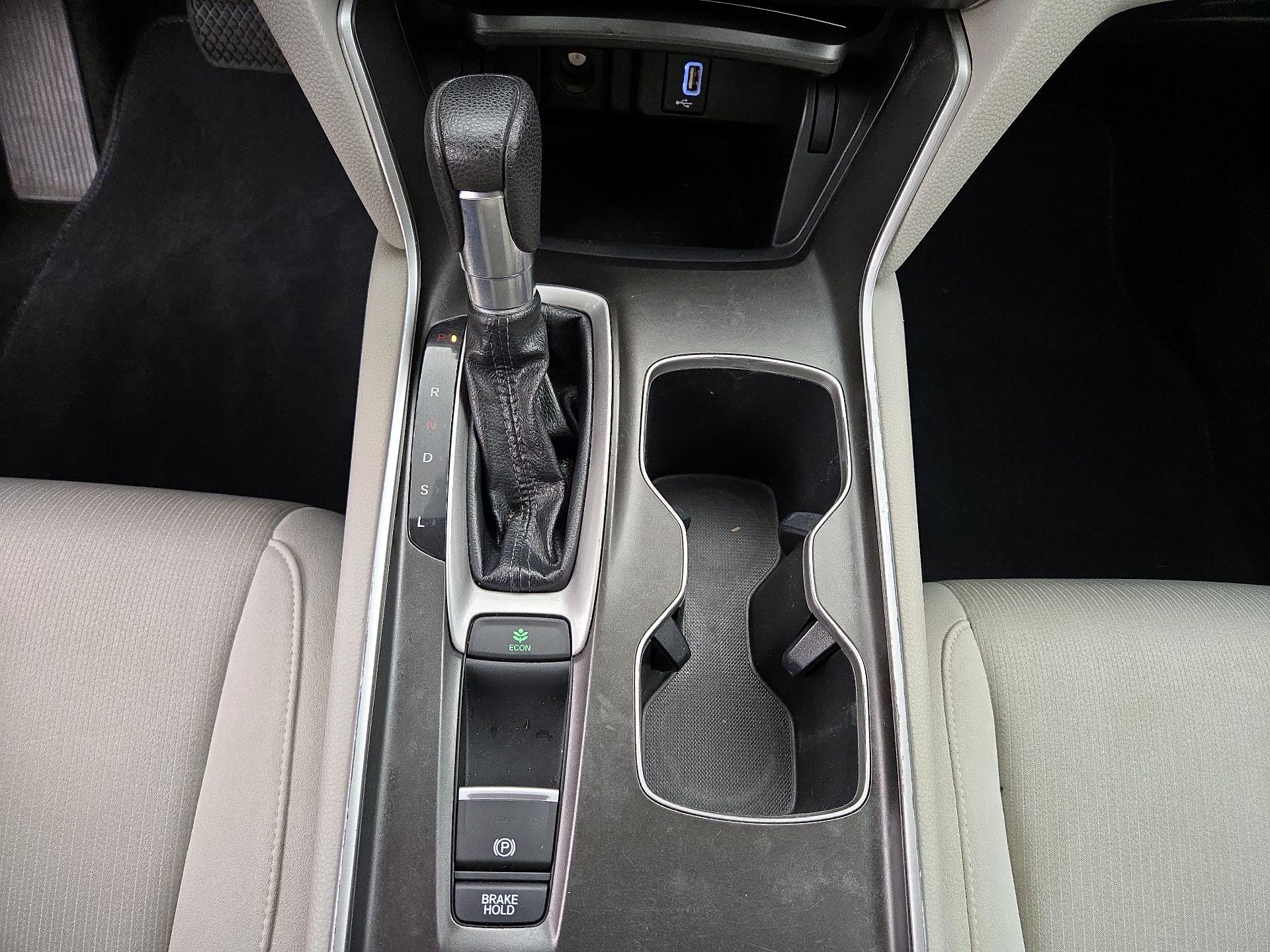 Thumbnail: 2018 Honda Accord - 17
