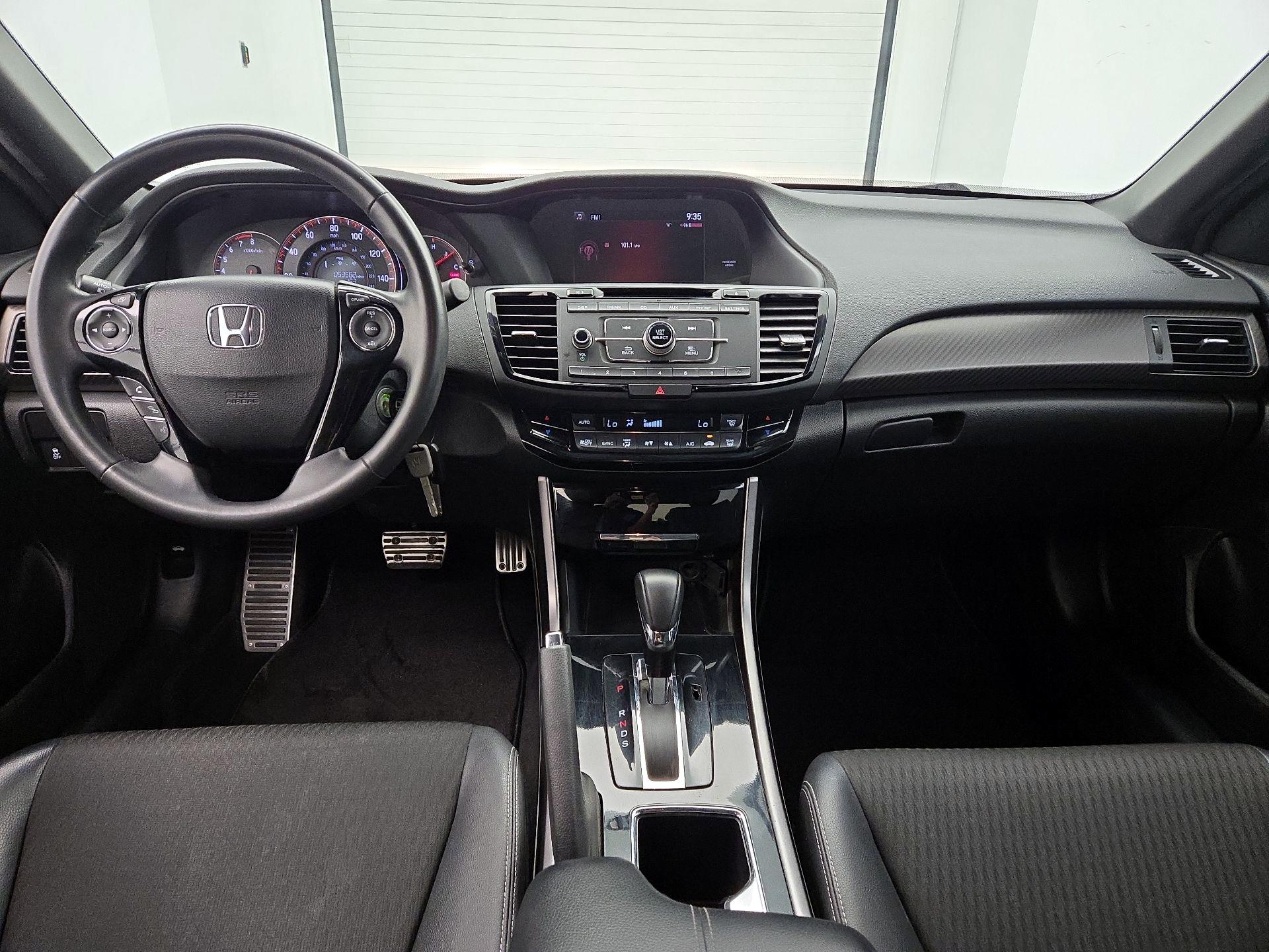 Thumbnail: 2017 Honda Accord - 9