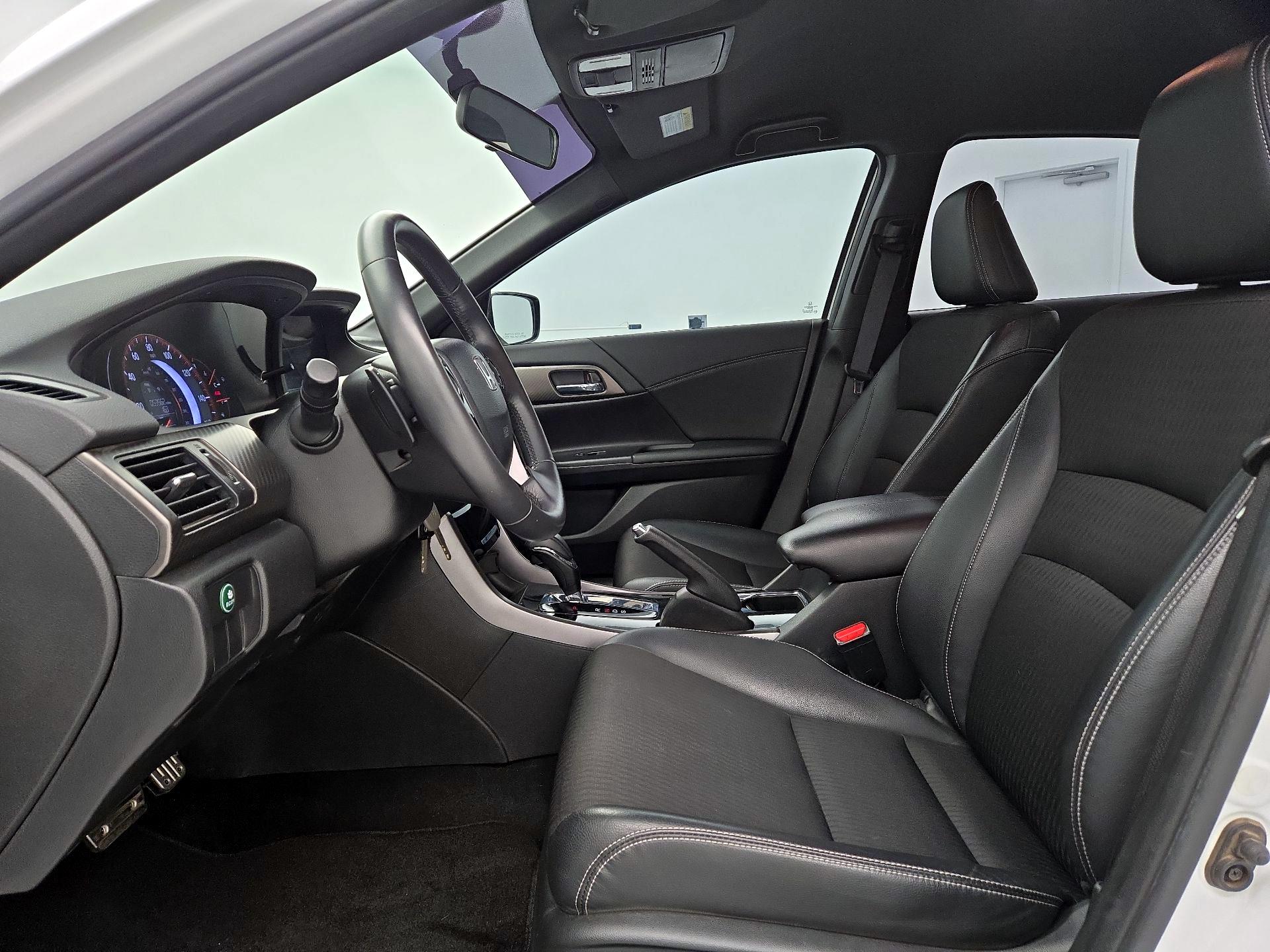 Thumbnail: 2017 Honda Accord - 11