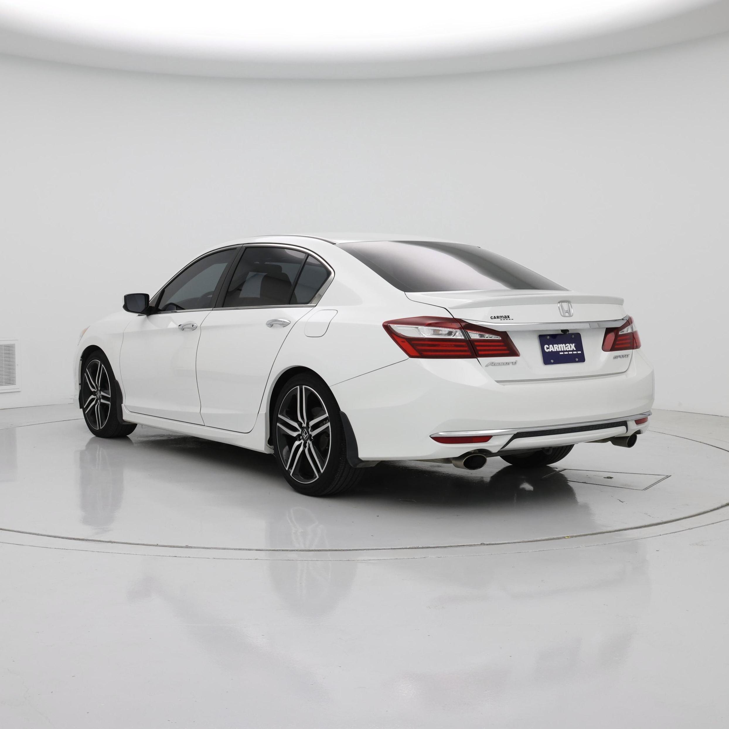 Thumbnail: 2017 Honda Accord - 2