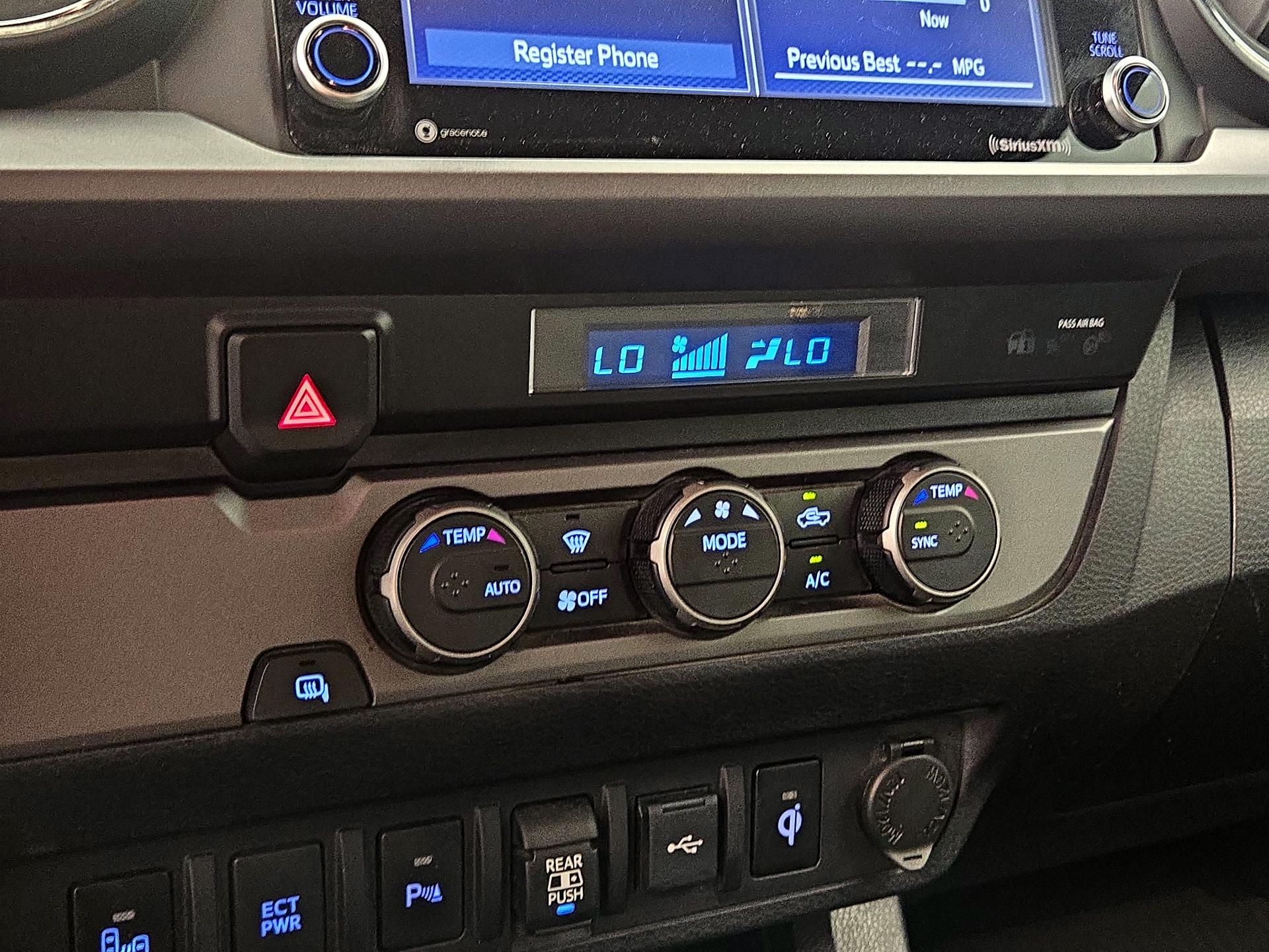 Thumbnail: 2021 Toyota Tacoma - 16